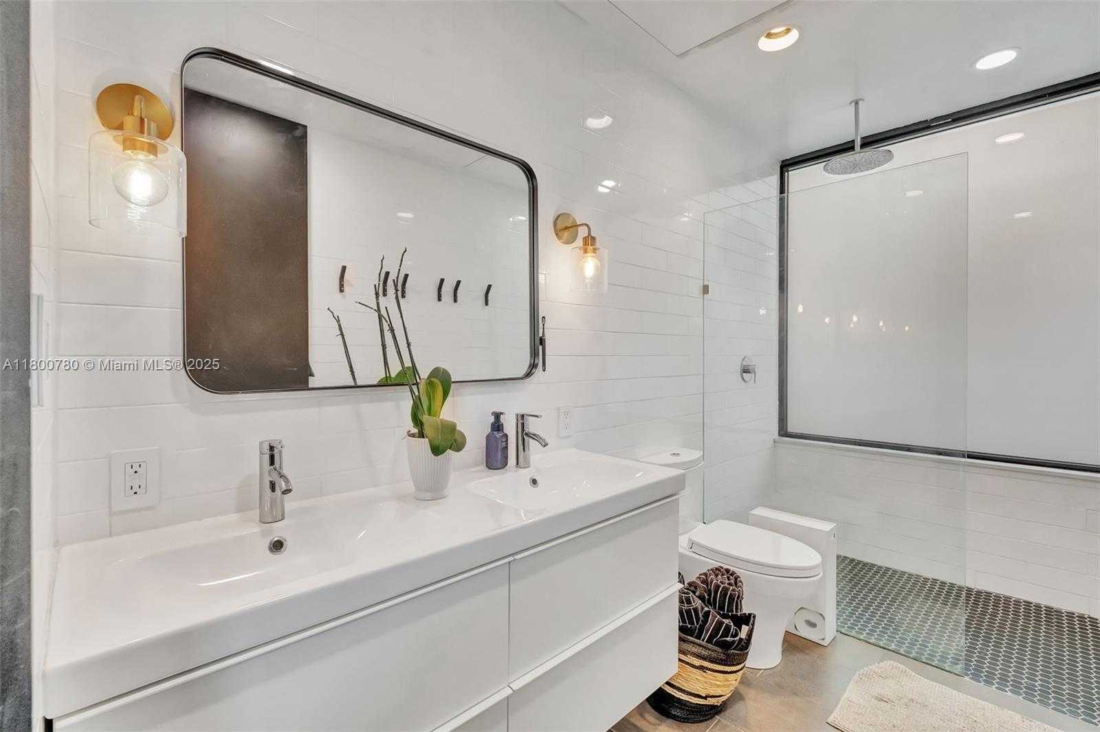 Small Image of 3642 WILLIAM AVE, Coconut Grove Number 31