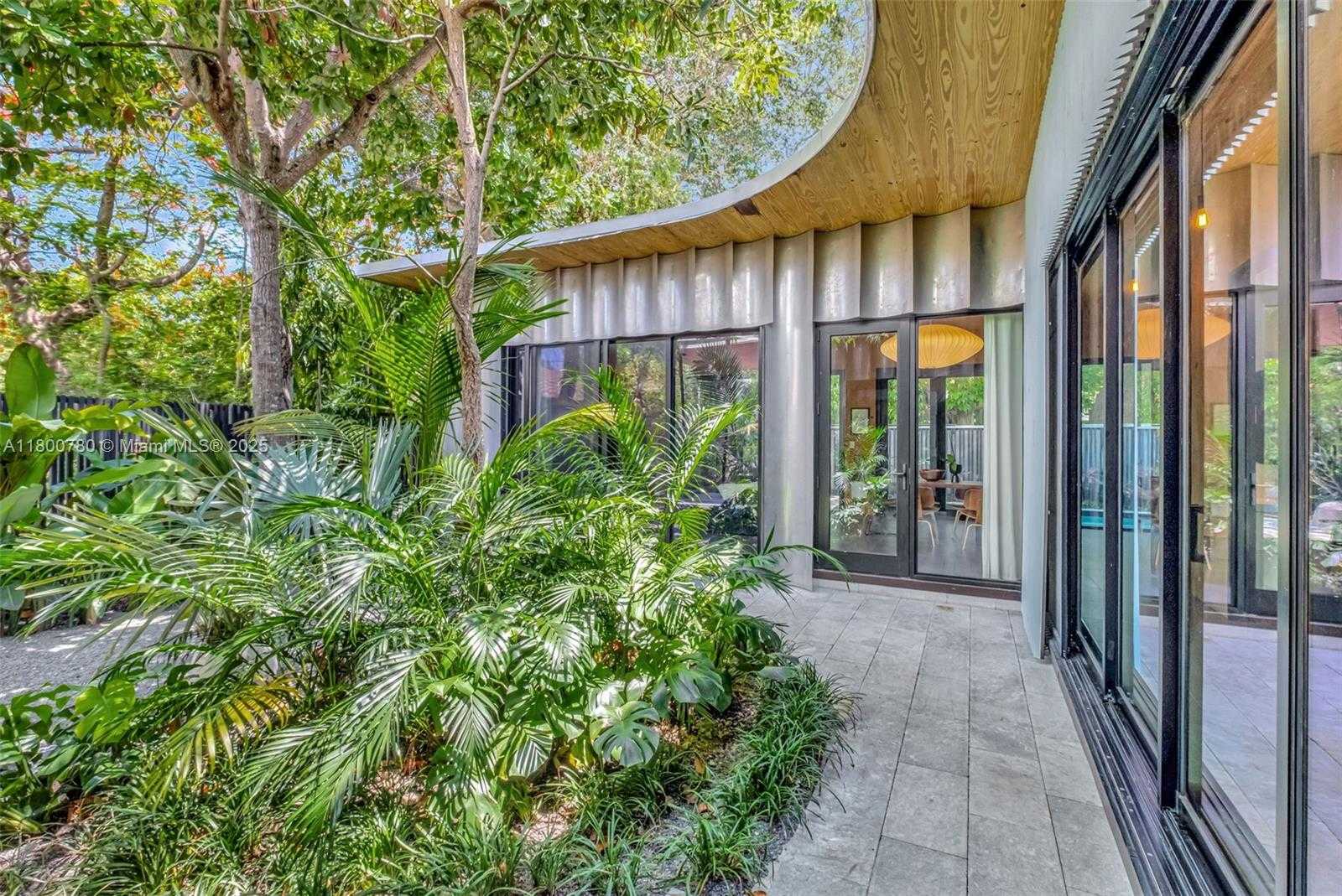 Small Image of 3642 WILLIAM AVE, Coconut Grove Number 8