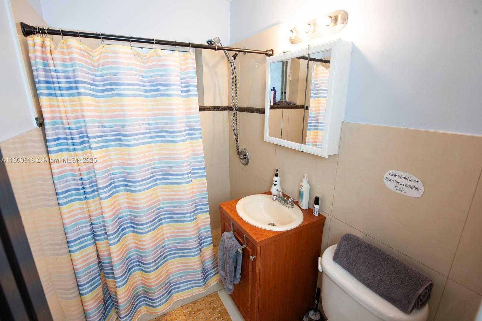 Small Image of 16910 NORTH EAST 8TH CT, North Miami Beach Number 18
