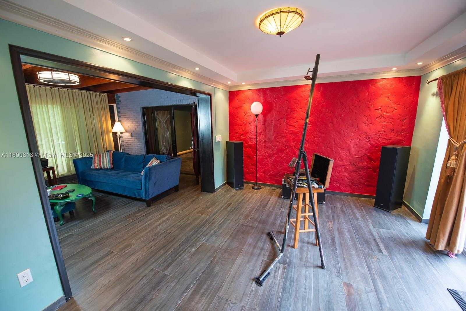 Small Image of 16910 NORTH EAST 8TH CT, North Miami Beach Number 22