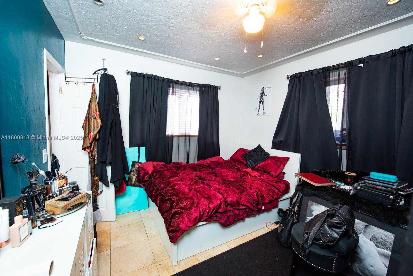 Small Image of 16910 NORTH EAST 8TH CT, North Miami Beach Number 7