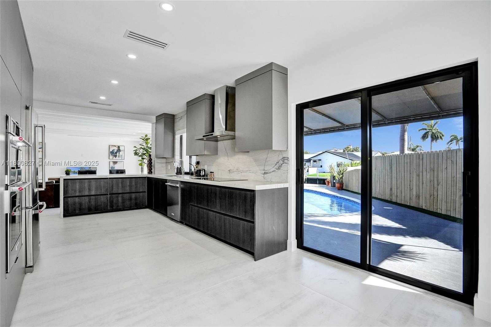 Small Image of 3010 NORTH EAST 46TH ST, Fort Lauderdale Number 13