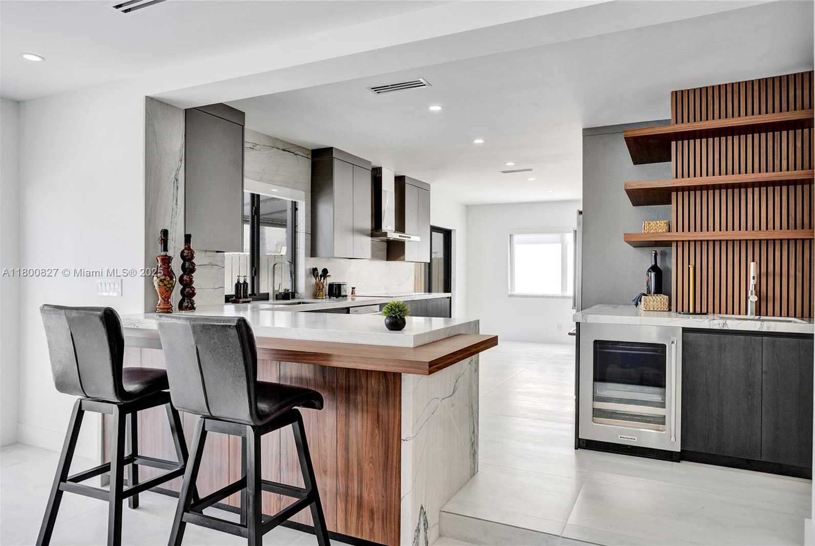Small Image of 3010 NORTH EAST 46TH ST, Fort Lauderdale Number 16