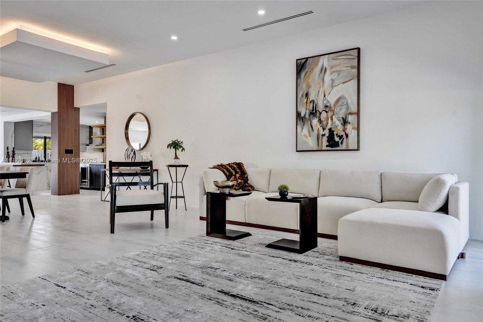 Small Image of 3010 NORTH EAST 46TH ST, Fort Lauderdale Number 5