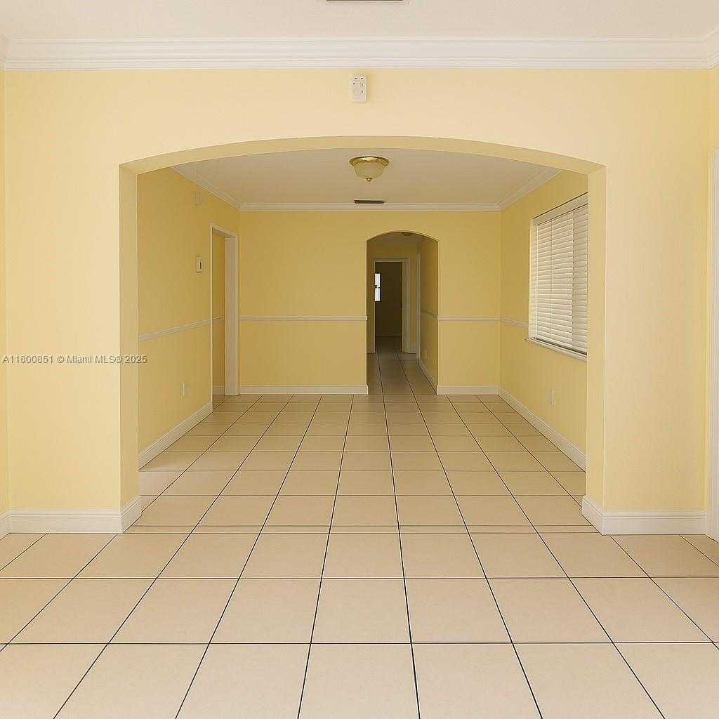 Small Image of 1741 SOUTH WEST 17TH CT, Miami Number 3
