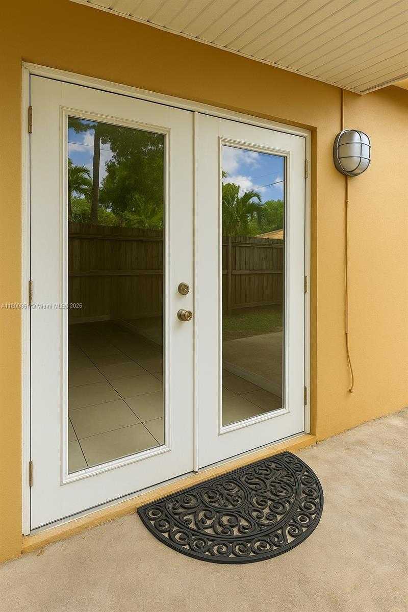 Small Image of 1741 SOUTH WEST 17TH CT, Miami Number 9