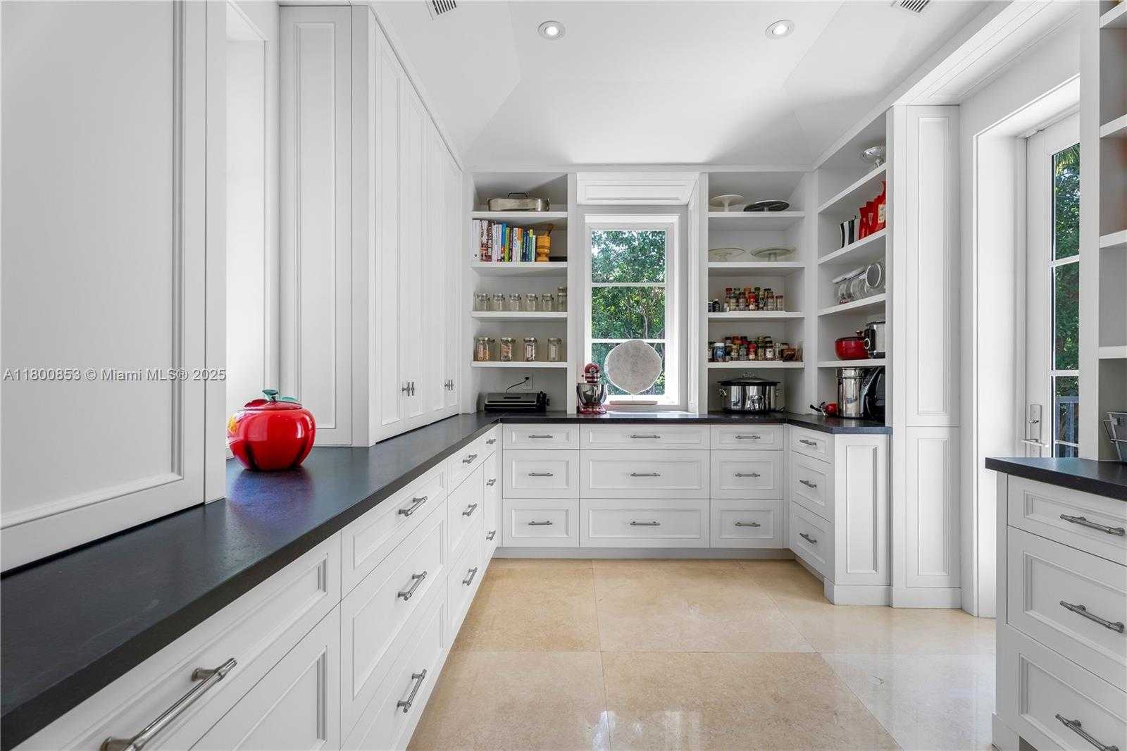 Small Image of 5925 SOUTH WEST 114TH TERR, Pinecrest Number 14