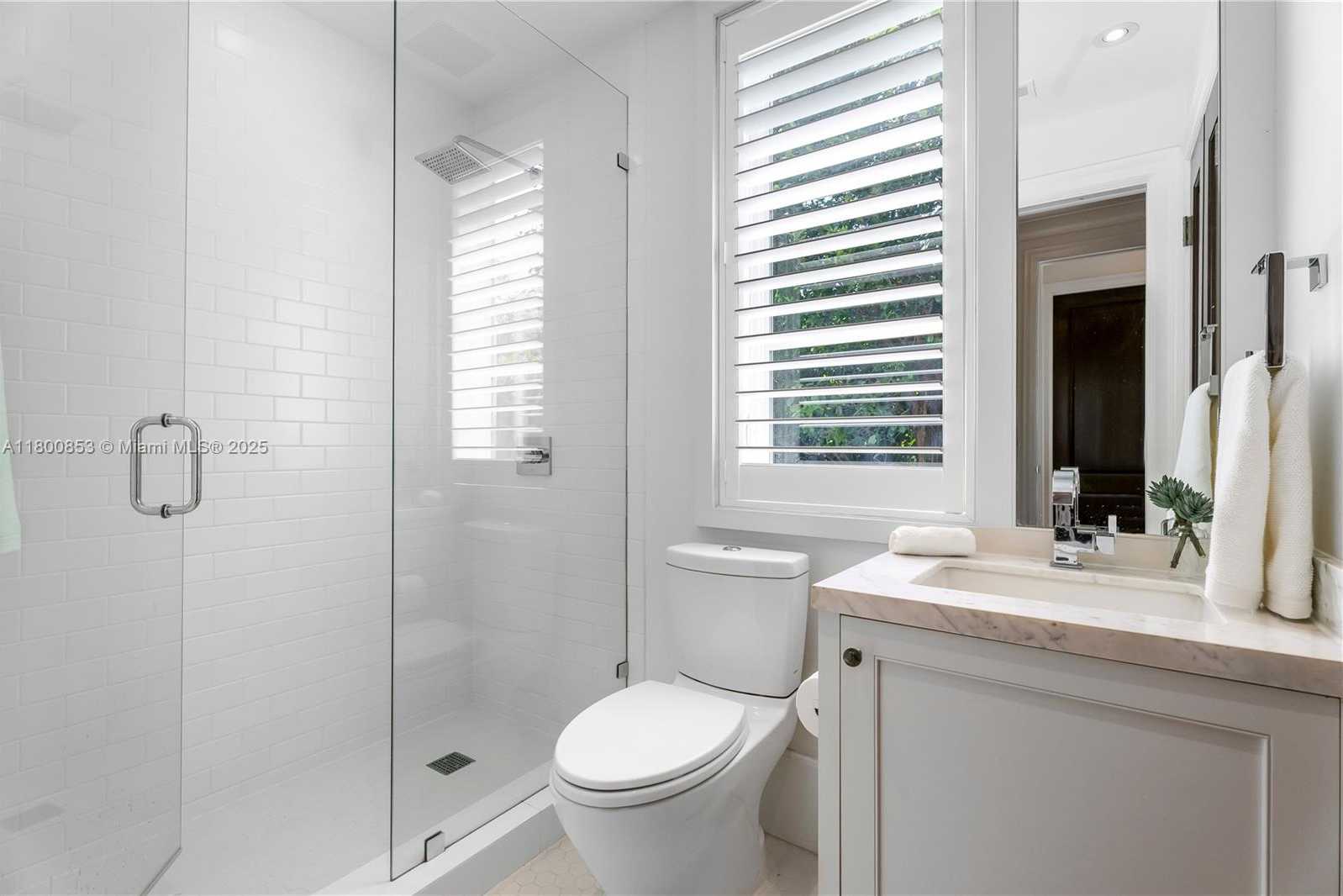 Small Image of 5925 SOUTH WEST 114TH TERR, Pinecrest Number 37