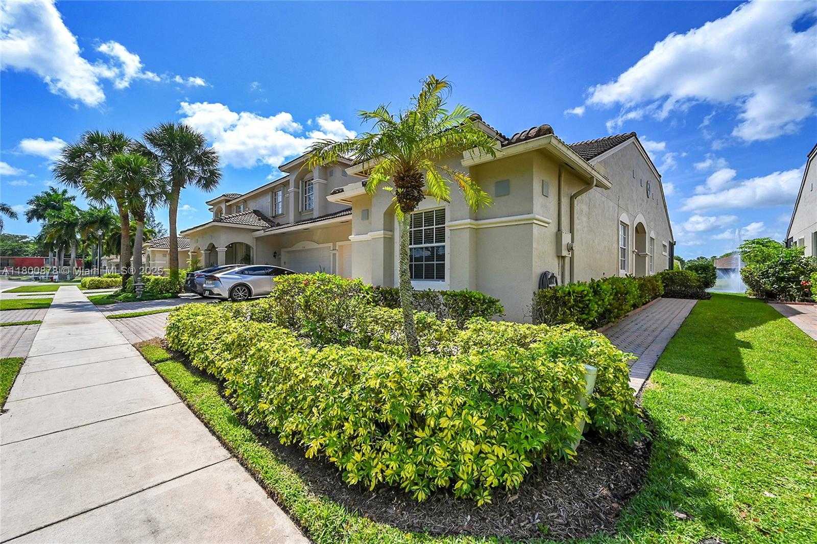 Small Image of 23157 ADDISON LAKES CIR, Boca Raton Number 4