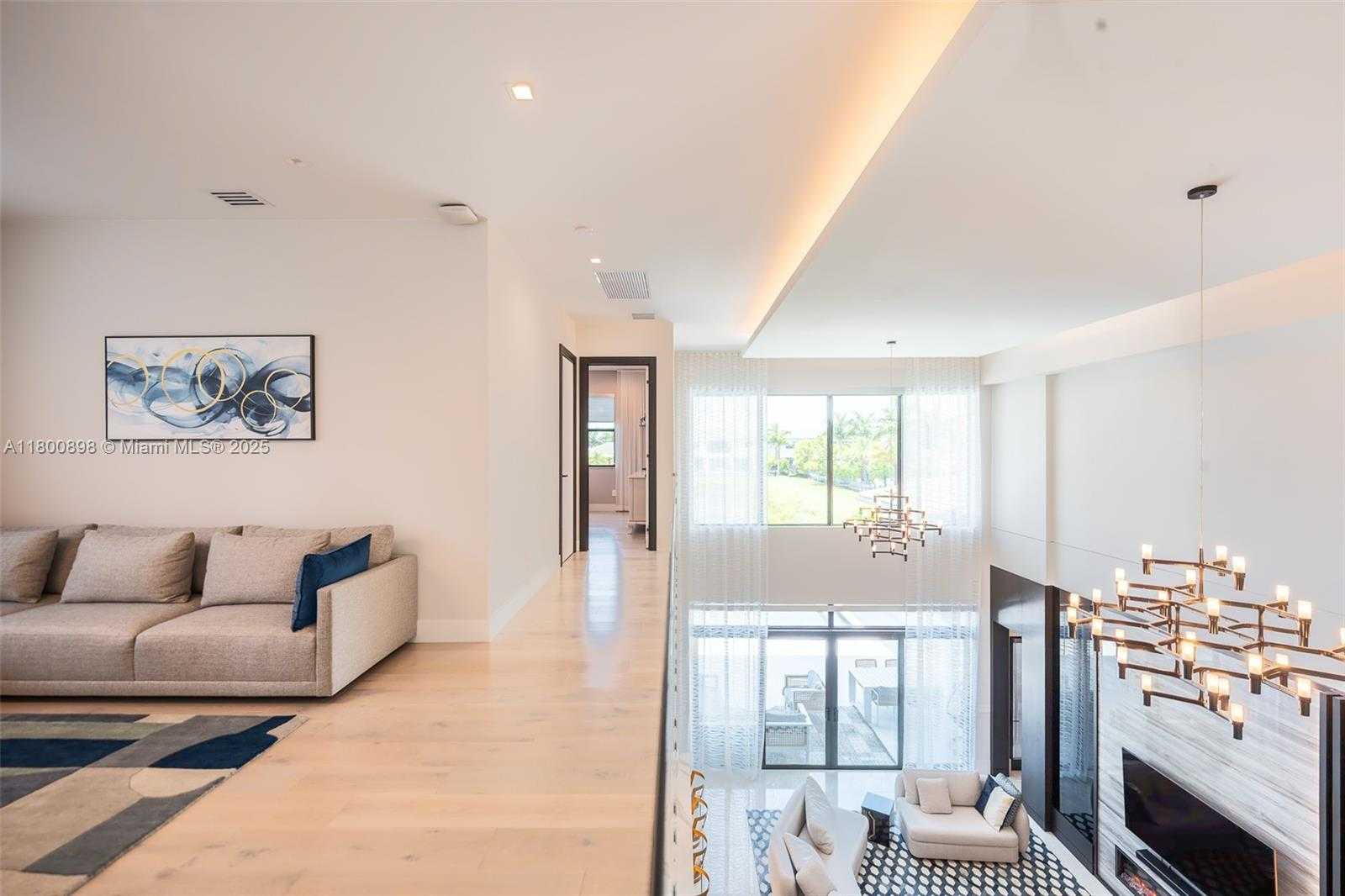 Small Image of 9625 VESCOVATO WAY, Boca Raton Number 43