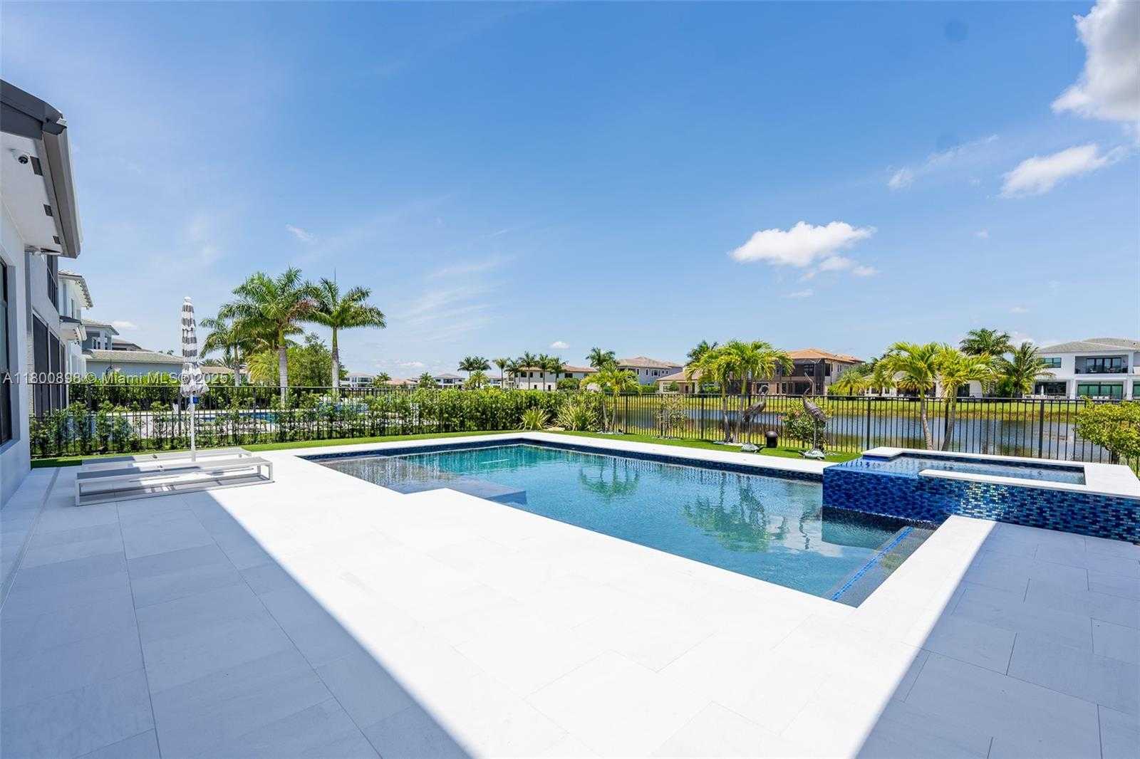 Small Image of 9625 VESCOVATO WAY, Boca Raton Number 46