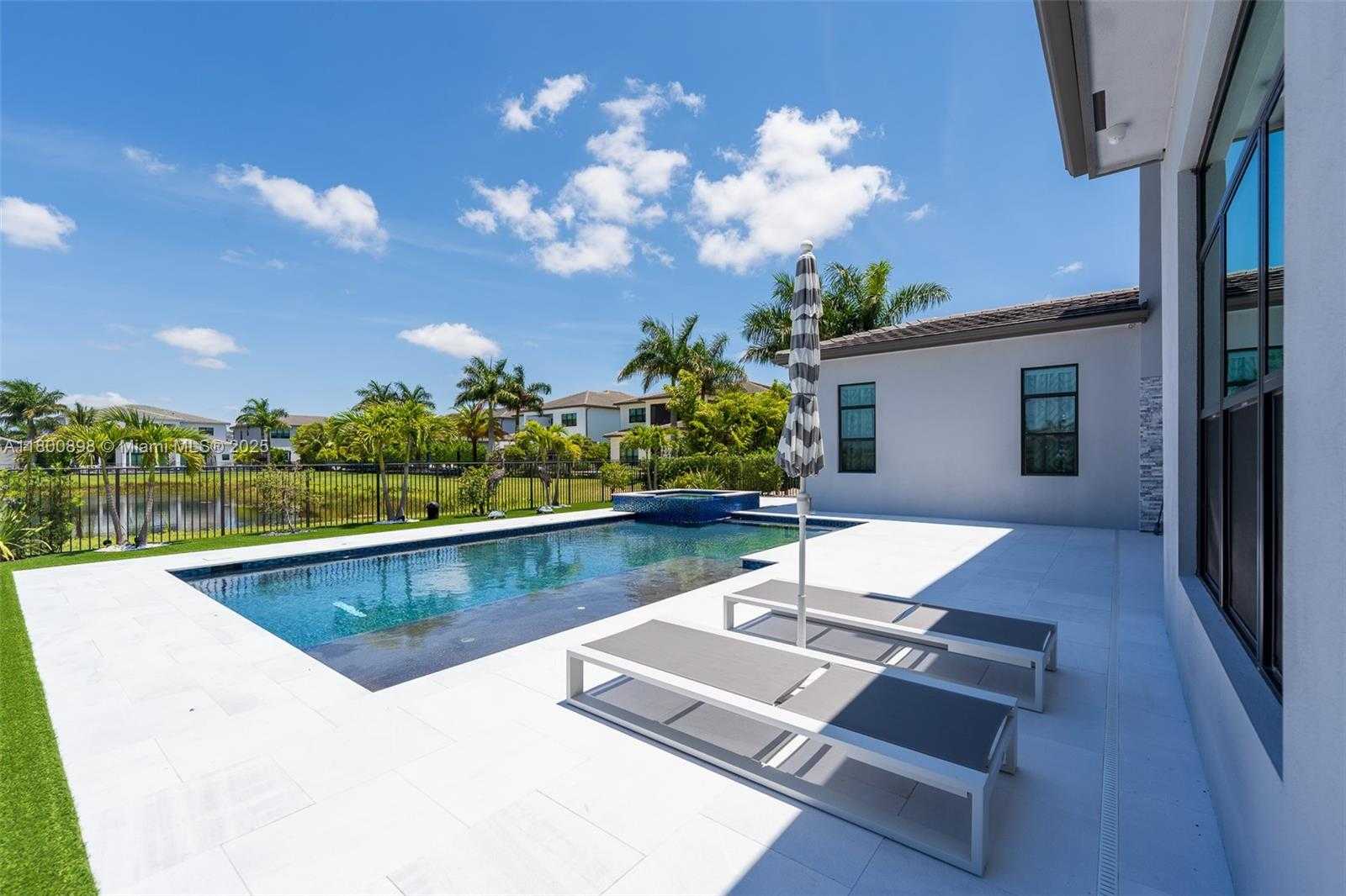 Small Image of 9625 VESCOVATO WAY, Boca Raton Number 49