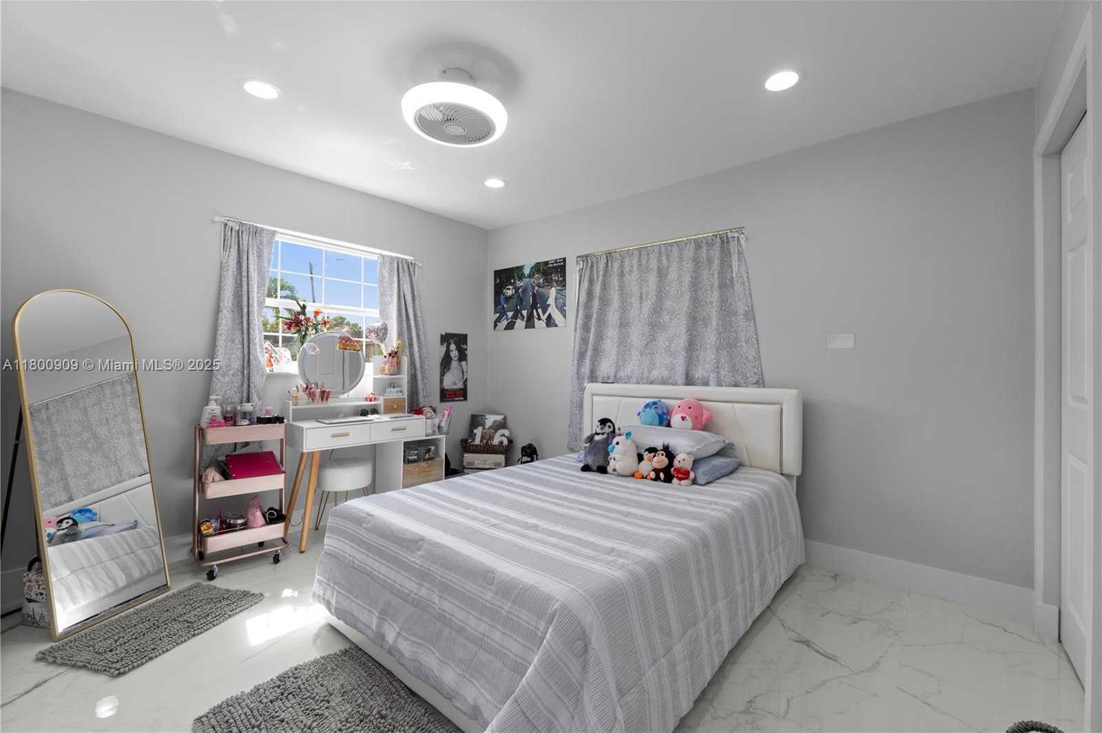 Small Image of 6307 NW 19TH CT, Margate Number 16