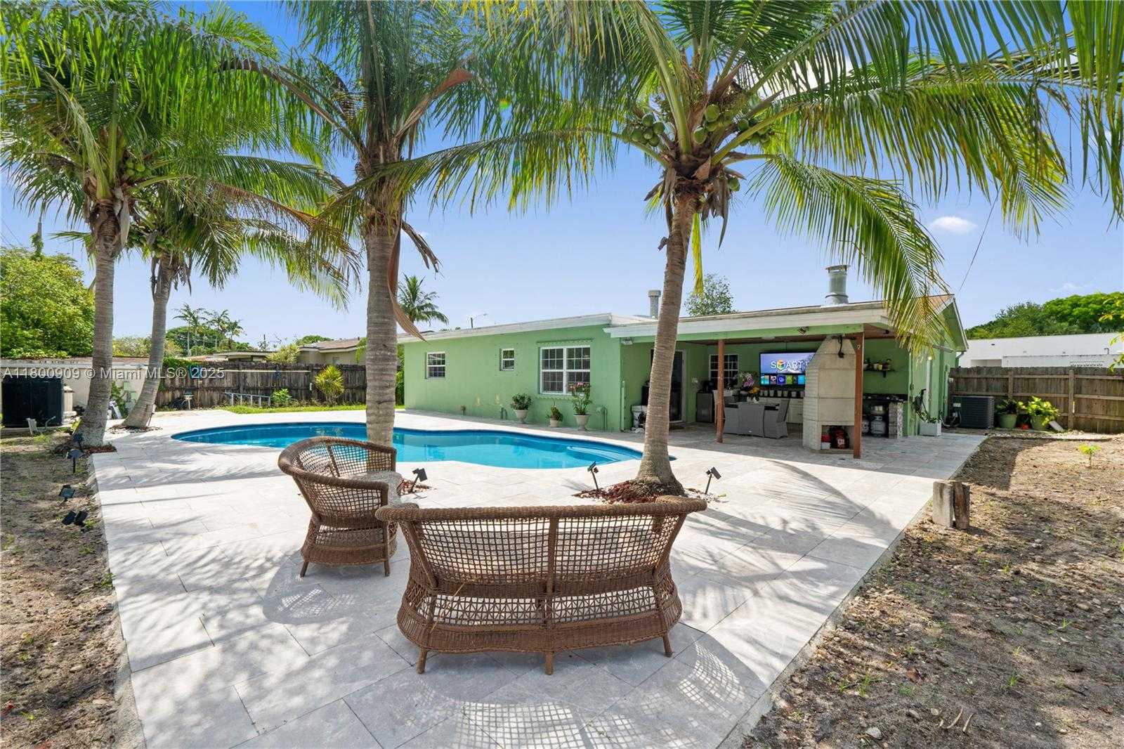 Small Image of 6307 NW 19TH CT, Margate Number 24