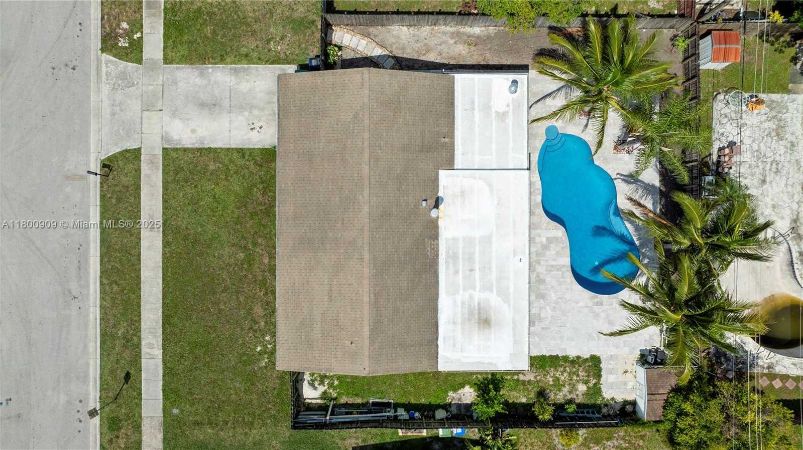 Small Image of 6307 NW 19TH CT, Margate Number 27