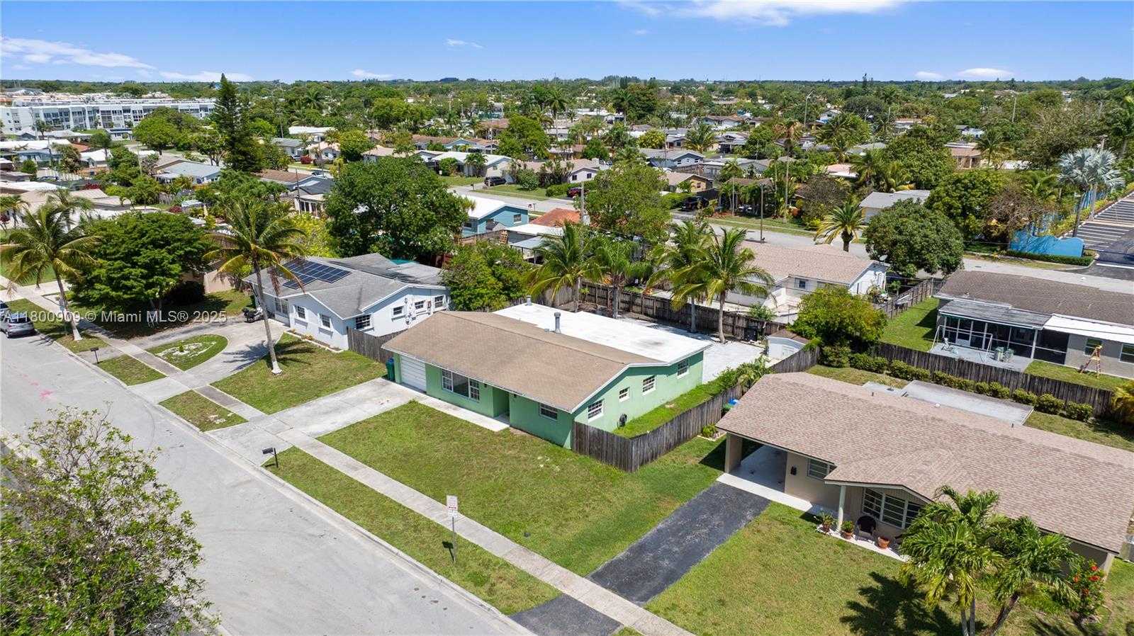 Small Image of 6307 NW 19TH CT, Margate Number 36
