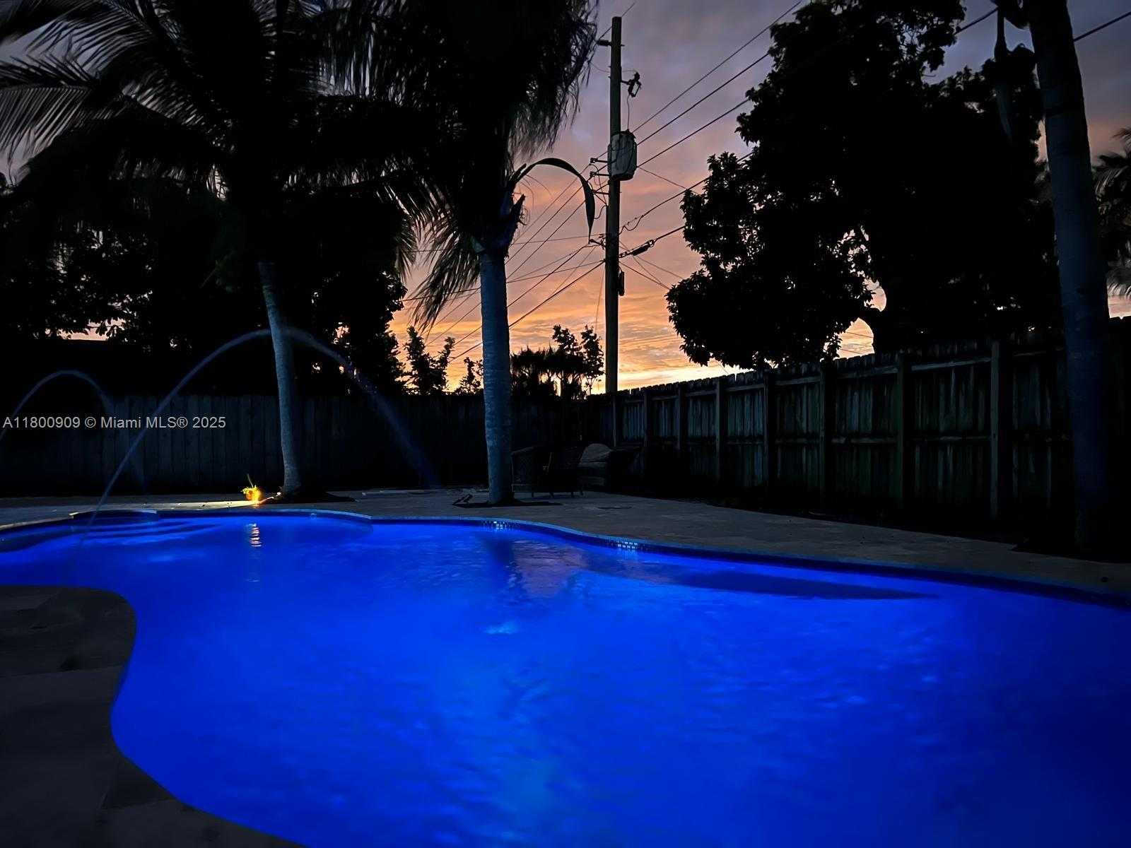 Small Image of 6307 NW 19TH CT, Margate Number 42