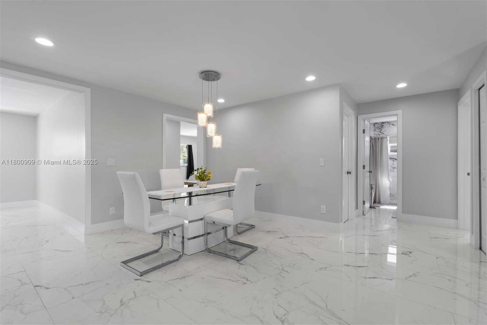 Small Image of 6307 NW 19TH CT, Margate Number 5