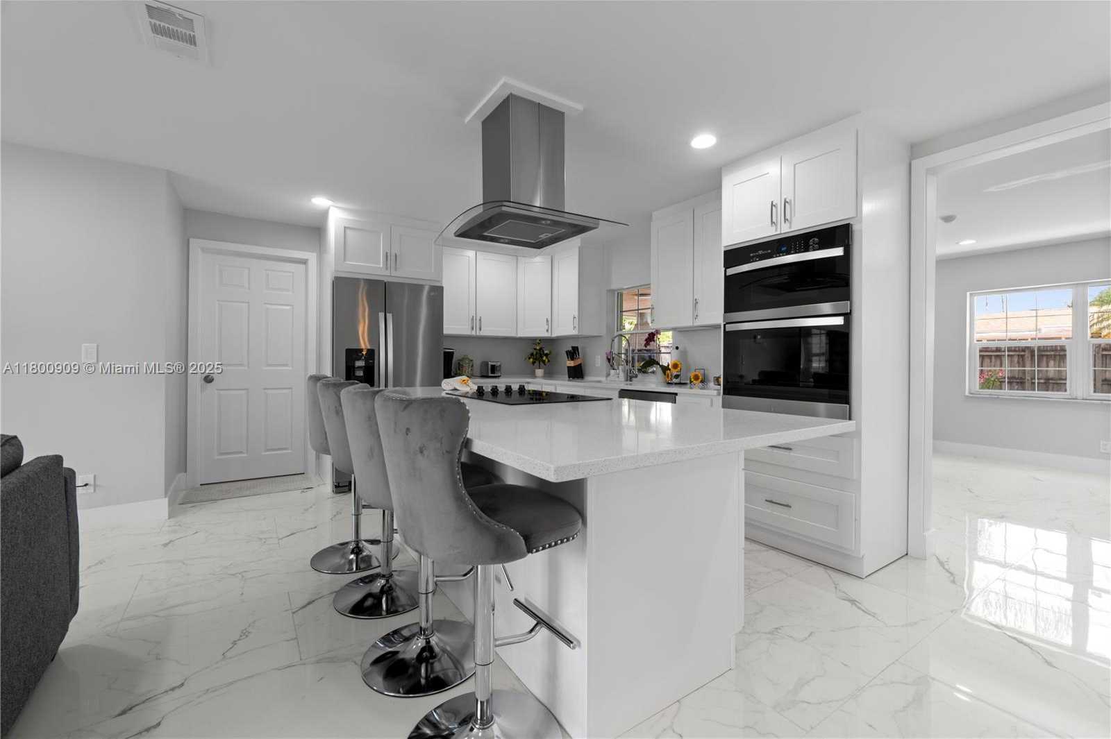 Small Image of 6307 NW 19TH CT, Margate Number 7