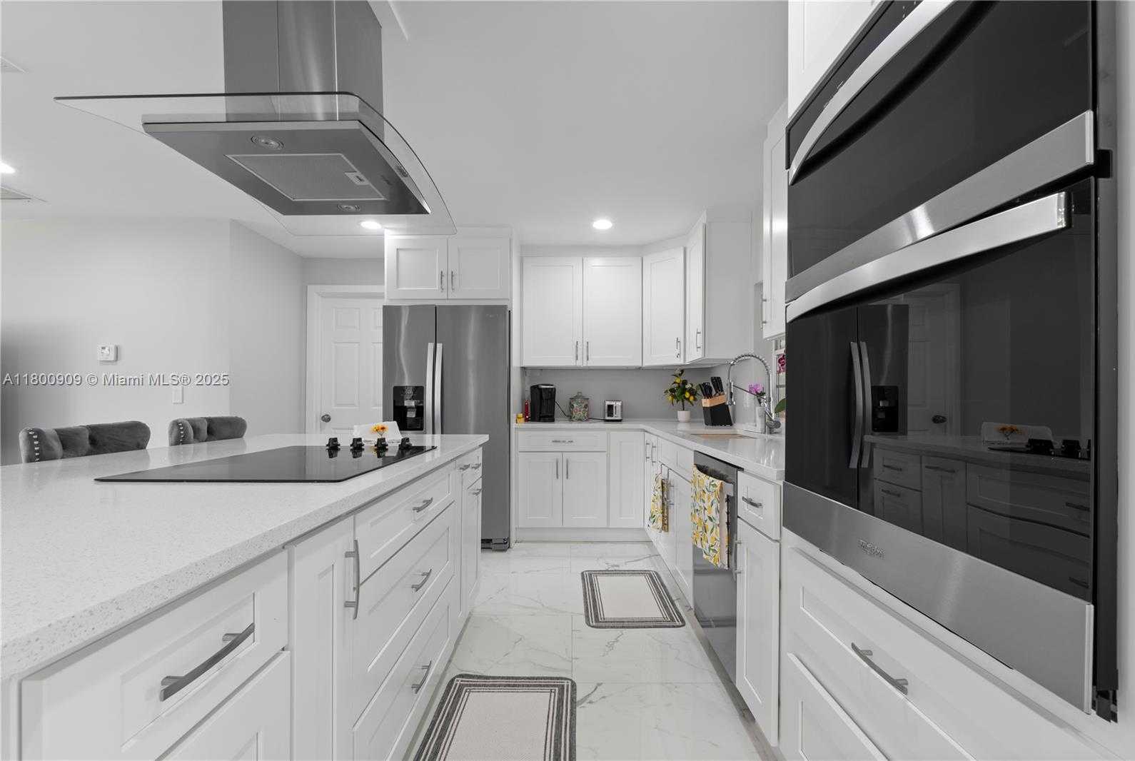 Small Image of 6307 NW 19TH CT, Margate Number 9
