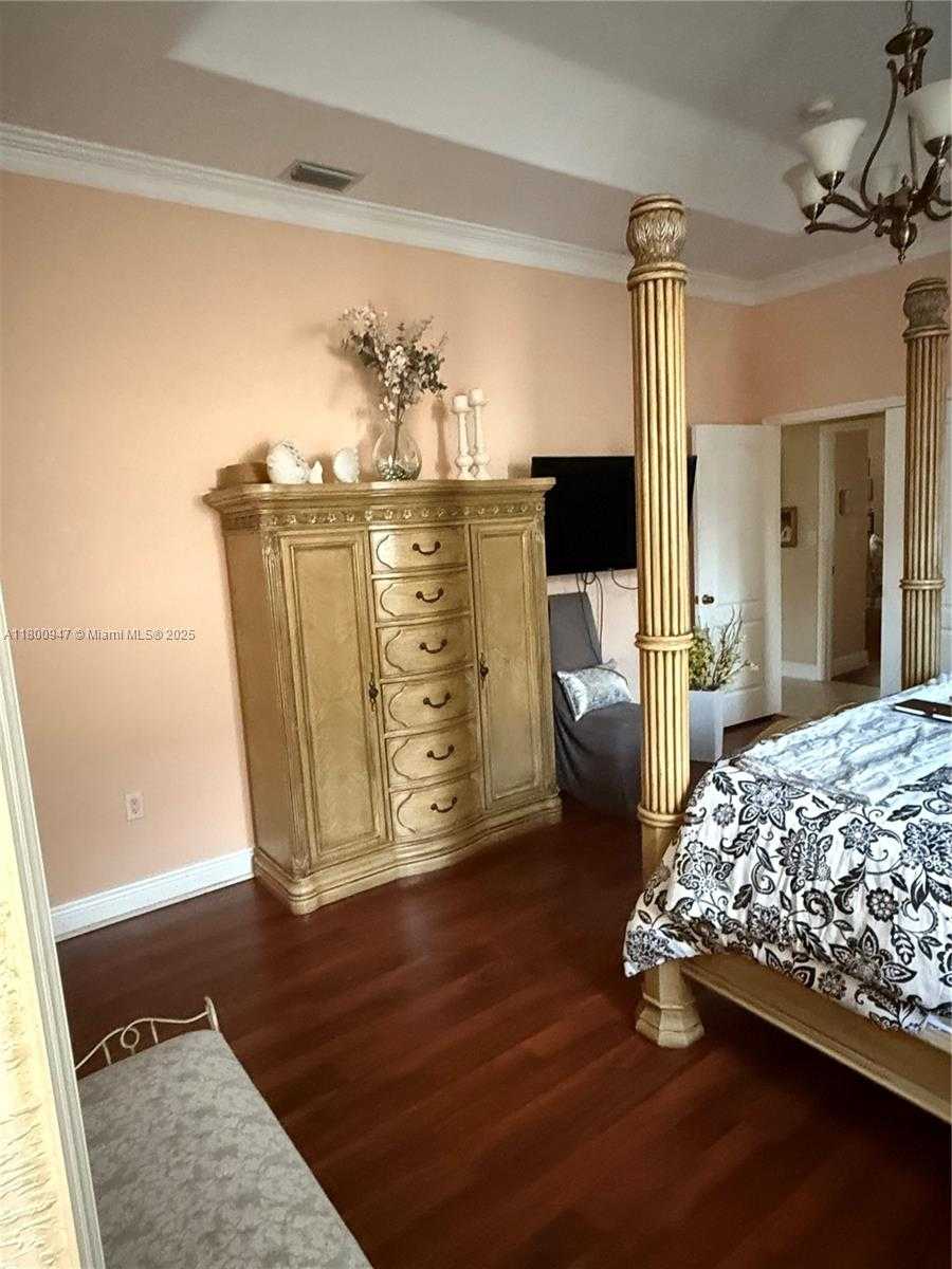 Small Image of 8943 NORTH WEST 174TH ST, Hialeah Number 6