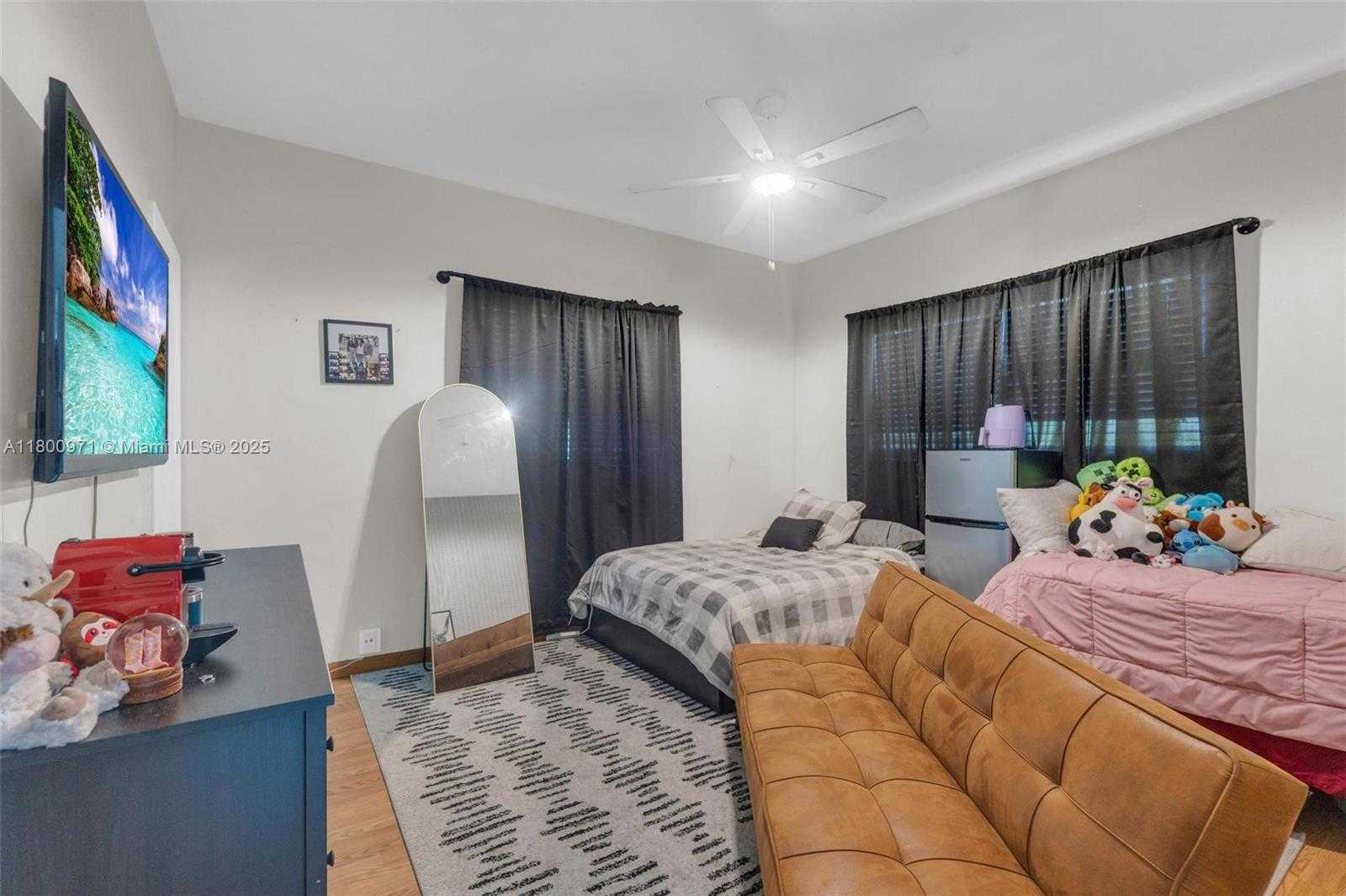 Small Image of 1371 NORTH WEST 198TH ST, Miami Gardens Number 13