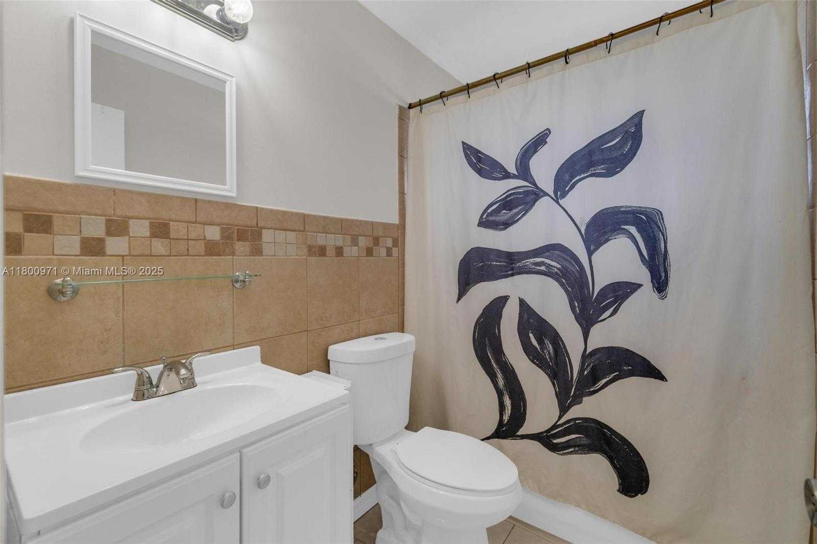 Small Image of 1371 NORTH WEST 198TH ST, Miami Gardens Number 20