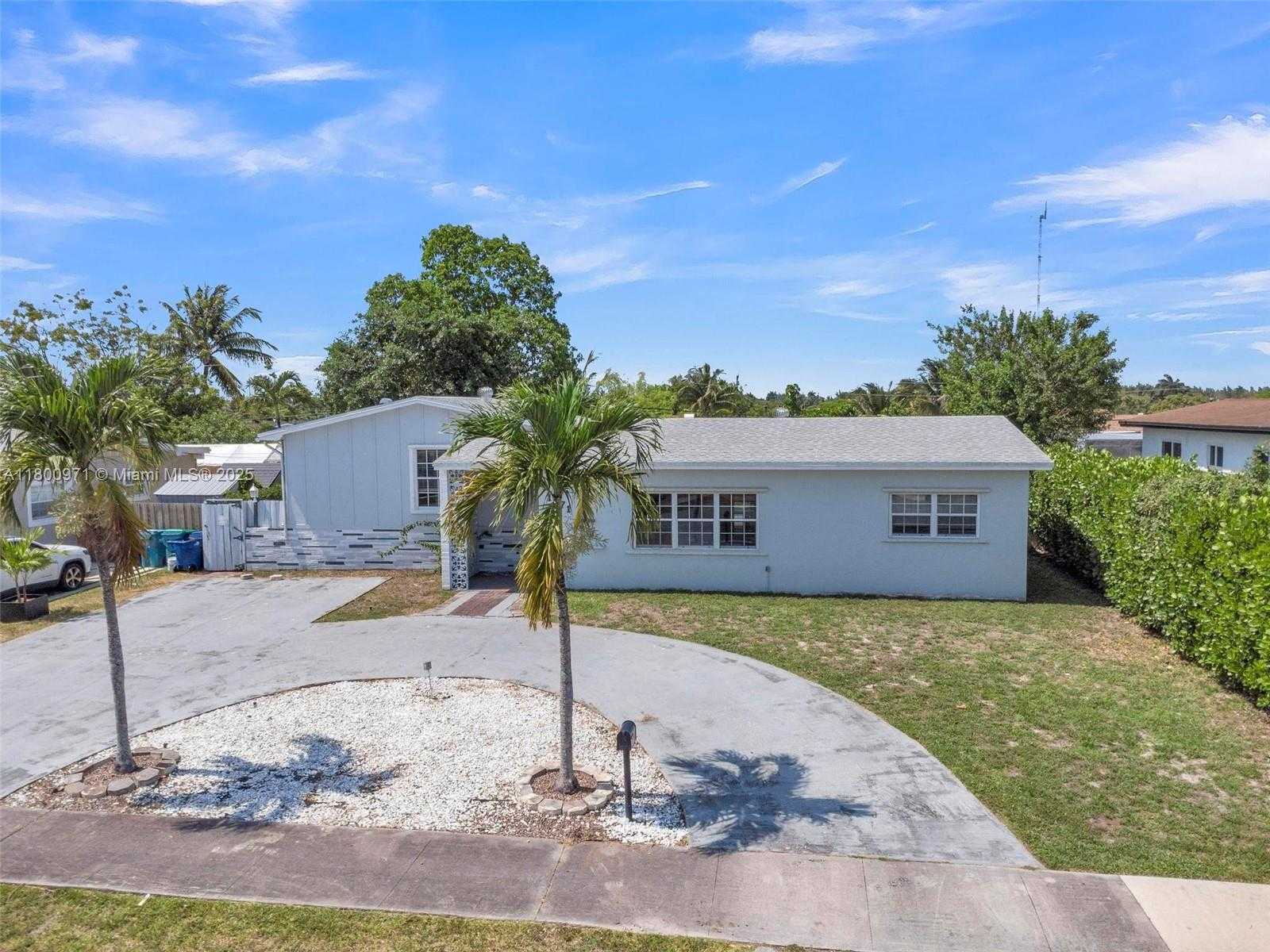 Small Image of 1371 NORTH WEST 198TH ST, Miami Gardens Number 44
