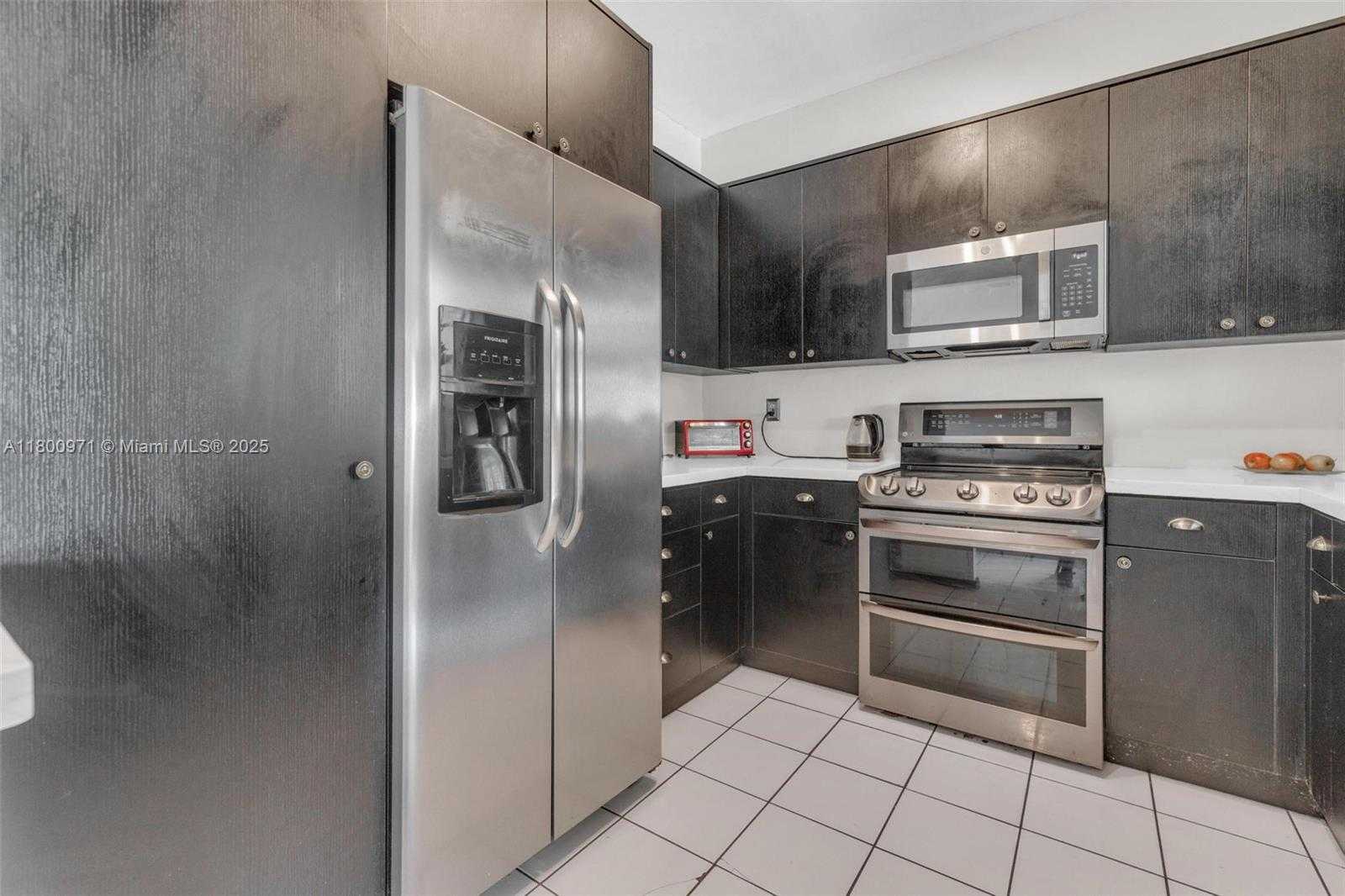 Small Image of 1371 NORTH WEST 198TH ST, Miami Gardens Number 6