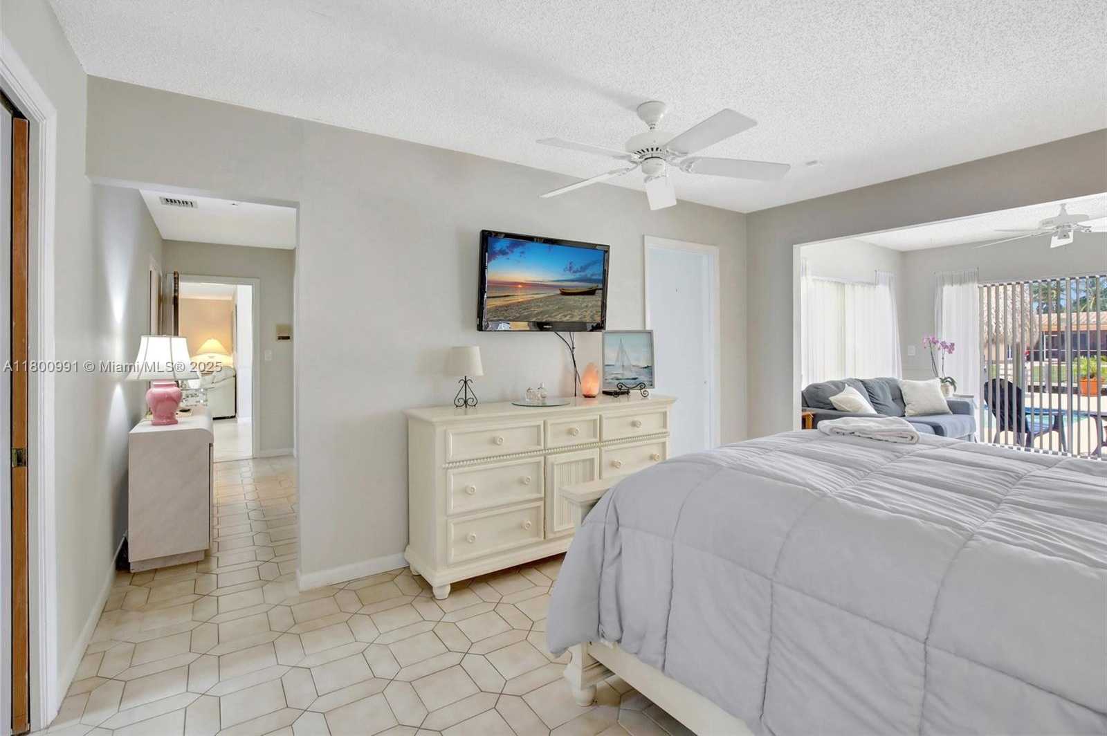 Small Image of 6001 SOUTH WEST 18TH ST, Plantation Number 26