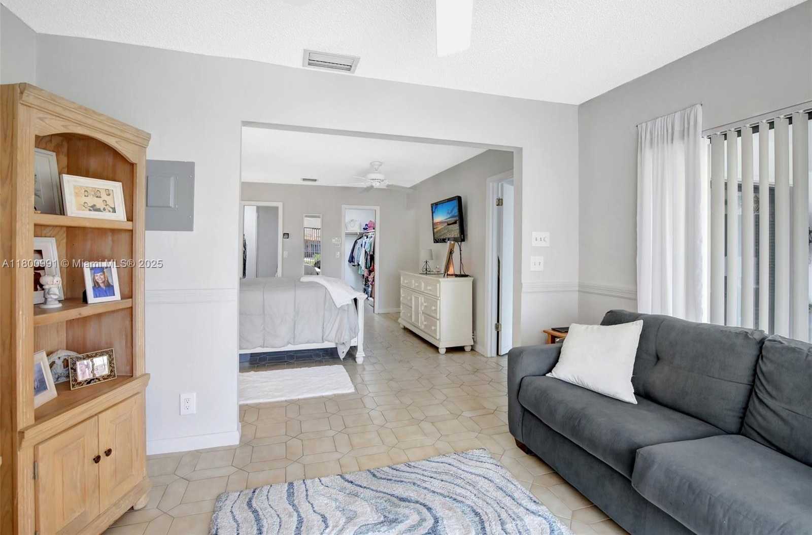 Small Image of 6001 SOUTH WEST 18TH ST, Plantation Number 33