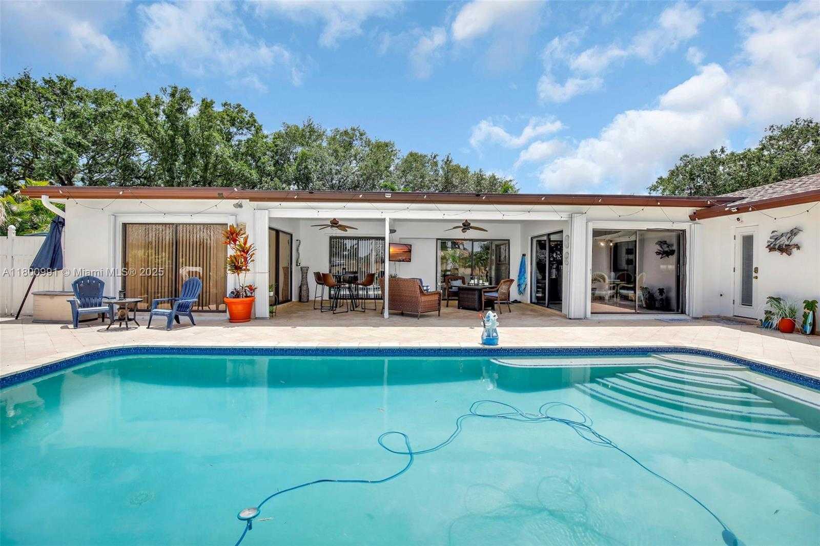 Small Image of 6001 SOUTH WEST 18TH ST, Plantation Number 62
