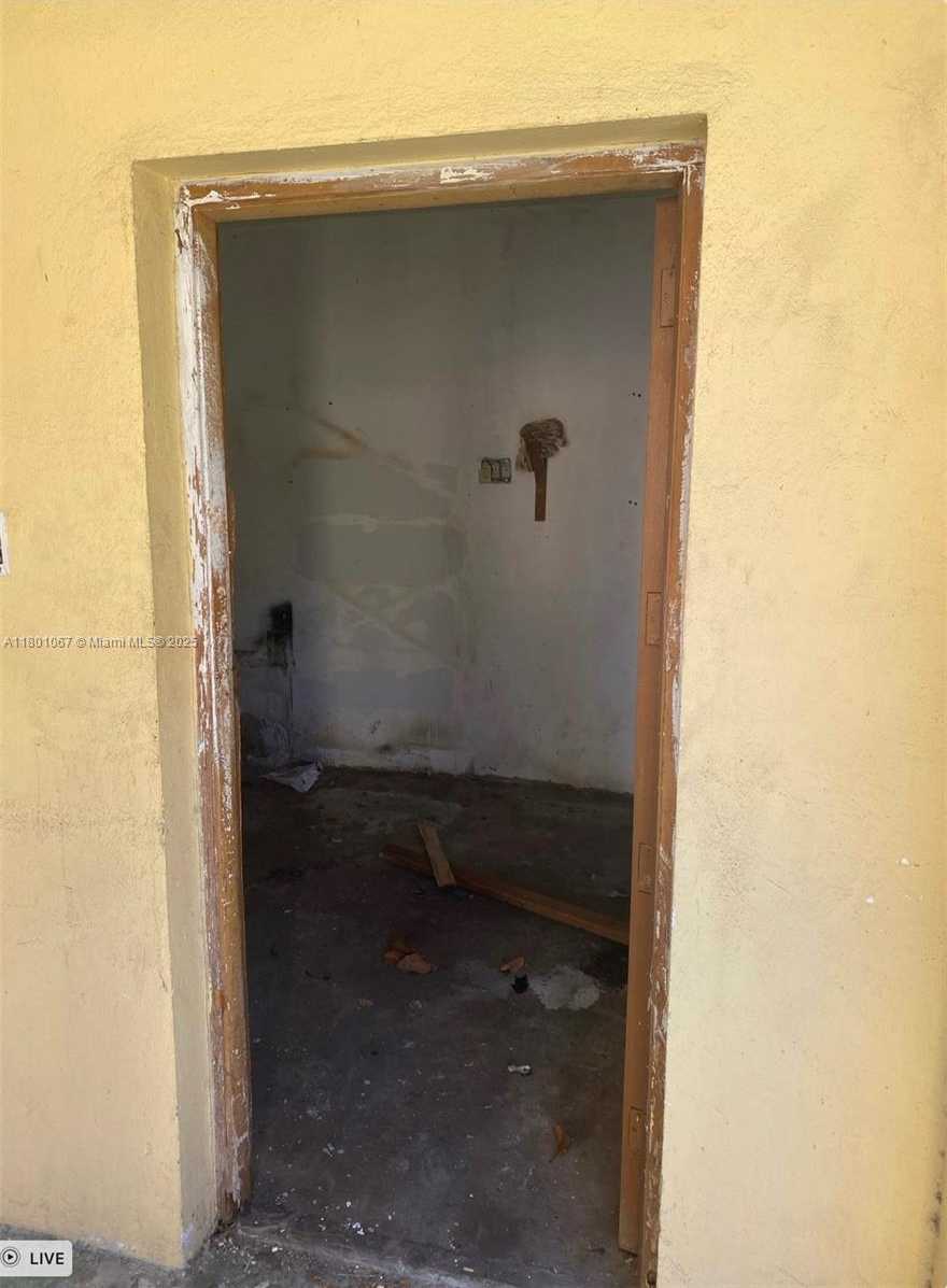 Small Image of 1268 SOUTH WEST 4TH ST, Miami Number 4
