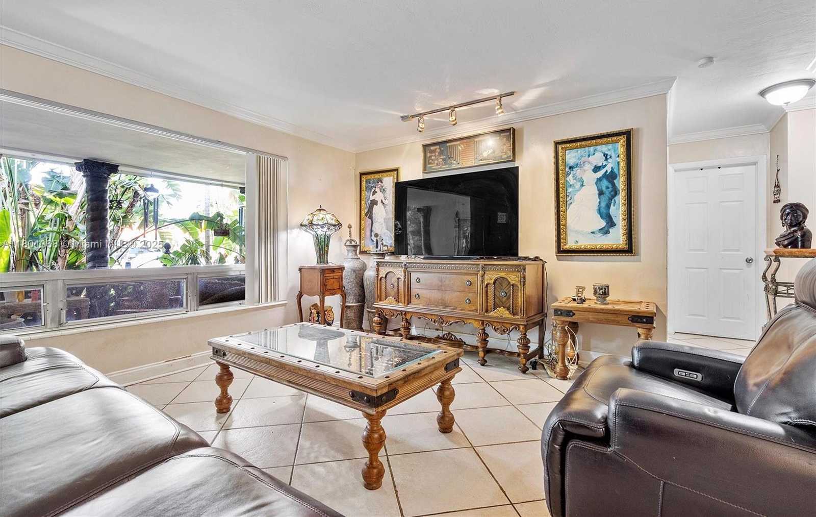 Small Image of 1012 NORTH EAST 8TH ST, Hallandale Beach Number 8