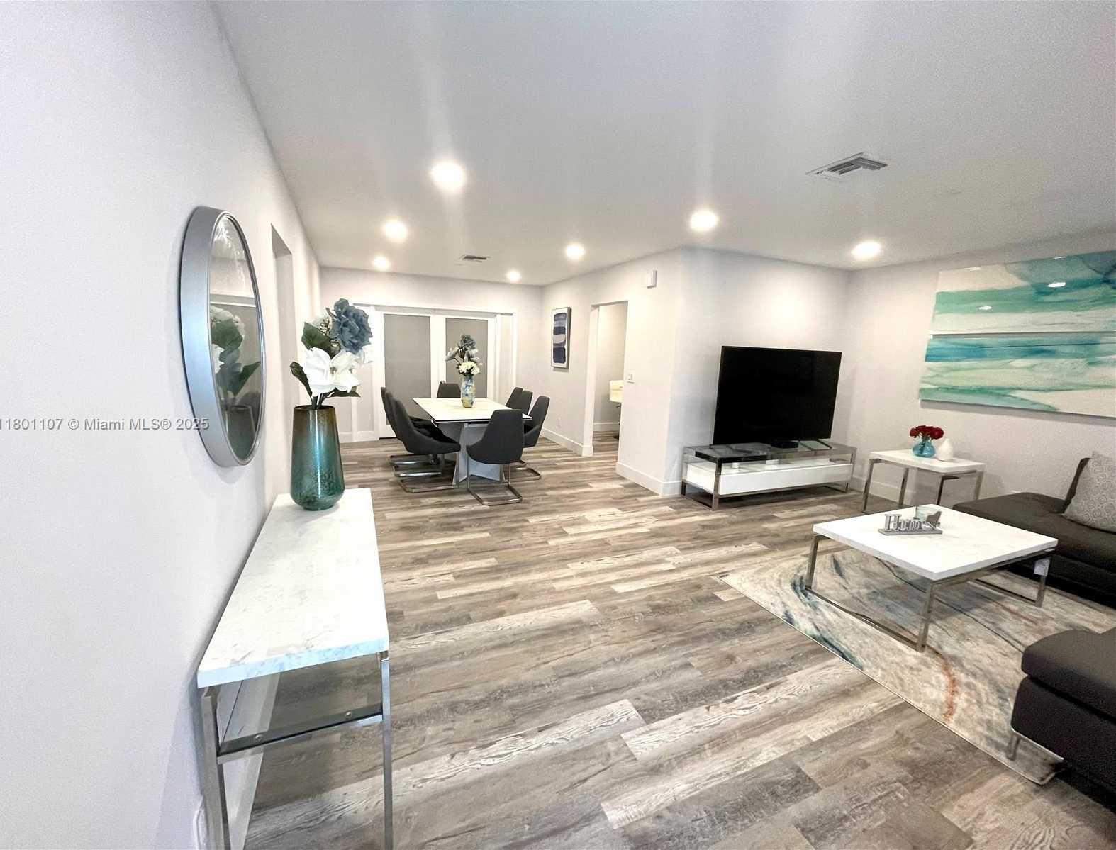Small Image of 1900 NORTH EAST 180TH ST, North Miami Beach Number 9