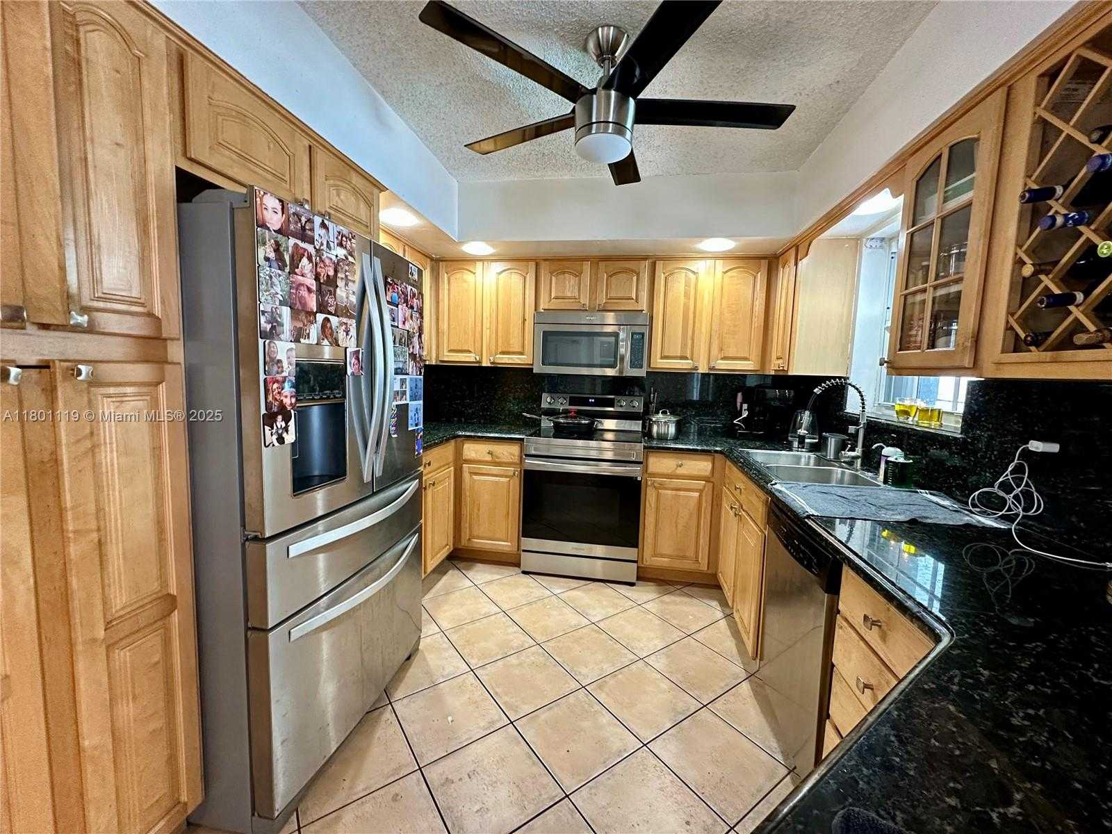 Small Image of 21000 NORTH EAST 26TH AVE, Miami Number 2