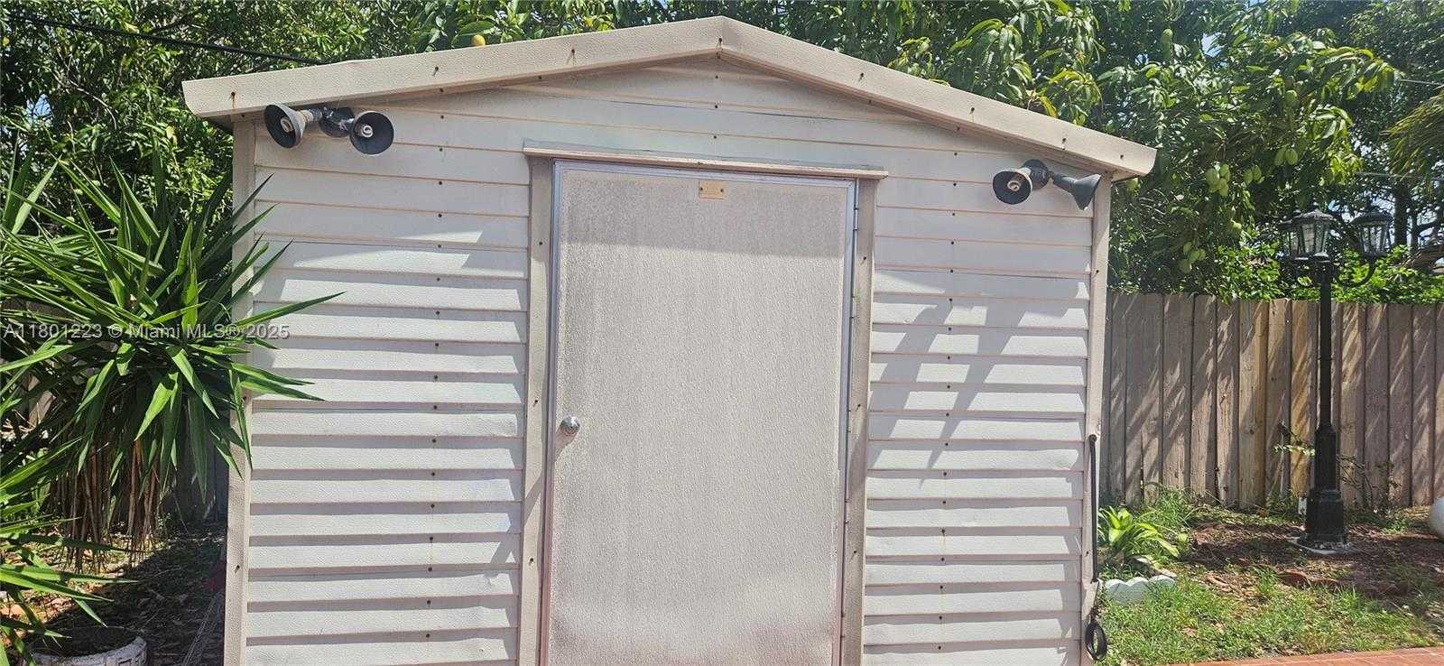 Small Image of 3981 NORTH WEST 173RD TER, Miami Gardens Number 13