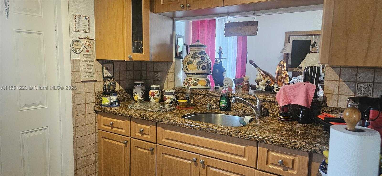 Small Image of 3981 NORTH WEST 173RD TER, Miami Gardens Number 9