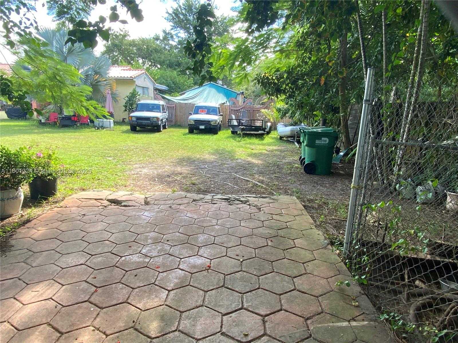 Small Image of 7901 SOUTH WEST 72ND AVE, Miami Number 5