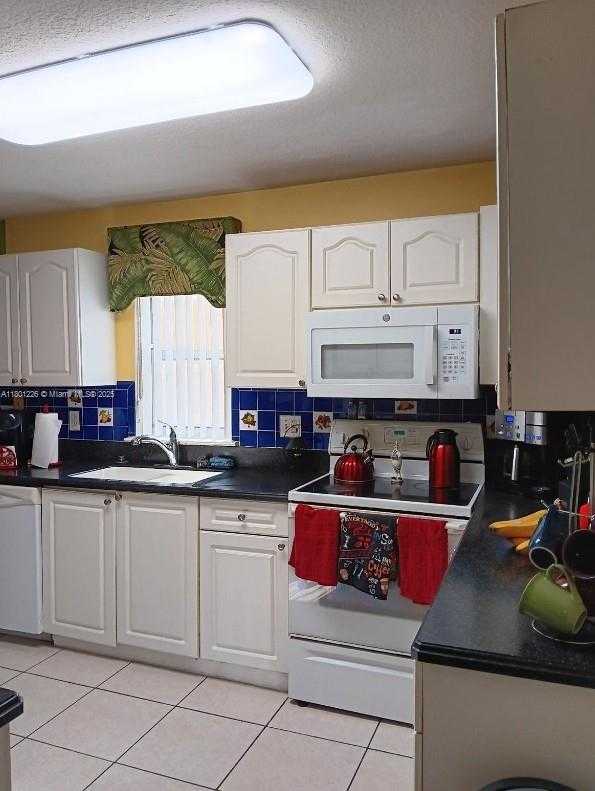 Small Image of 11431 SOUTH WEST 21ST ST, Miramar Number 10