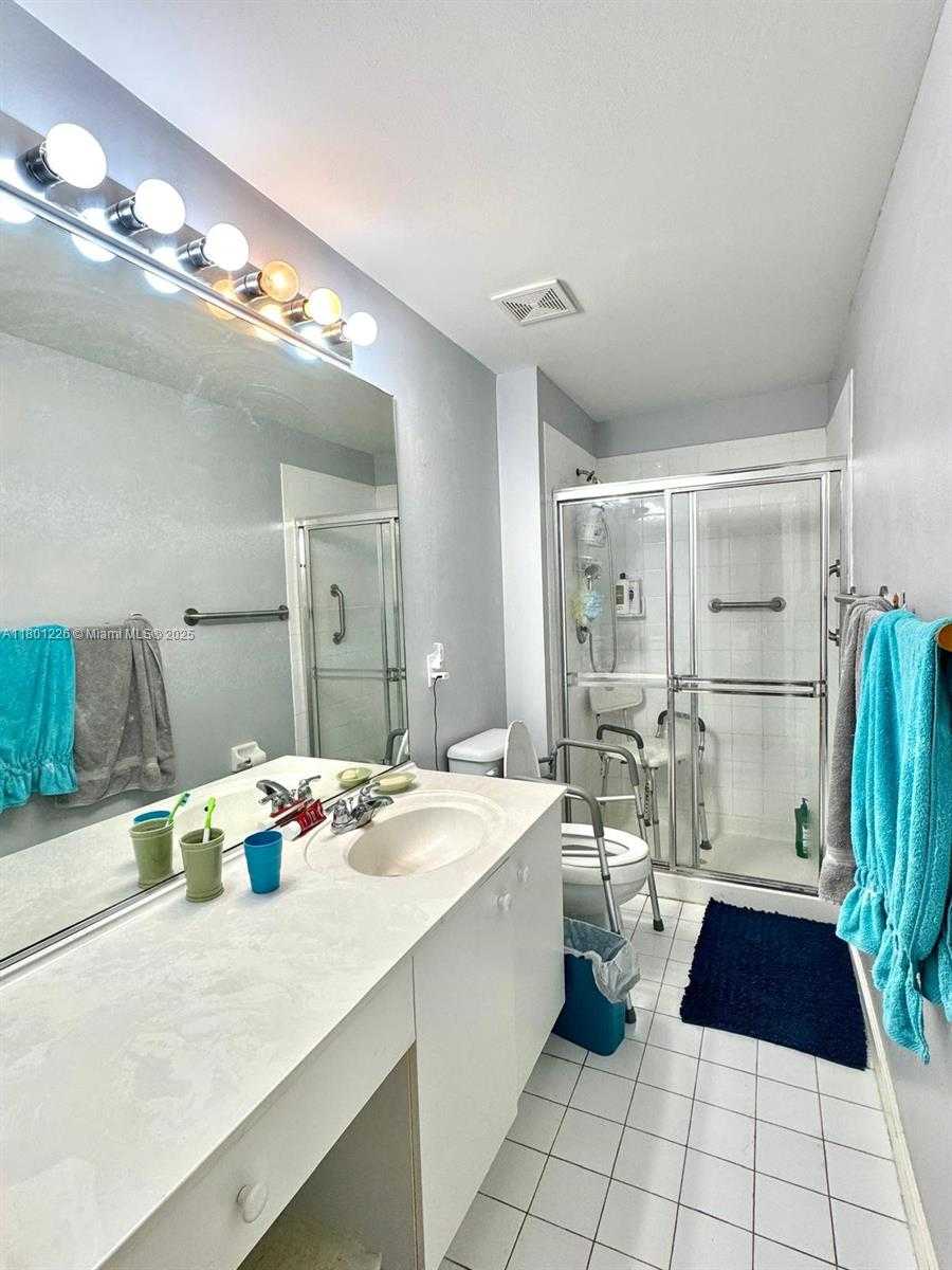 Small Image of 11431 SOUTH WEST 21ST ST, Miramar Number 14