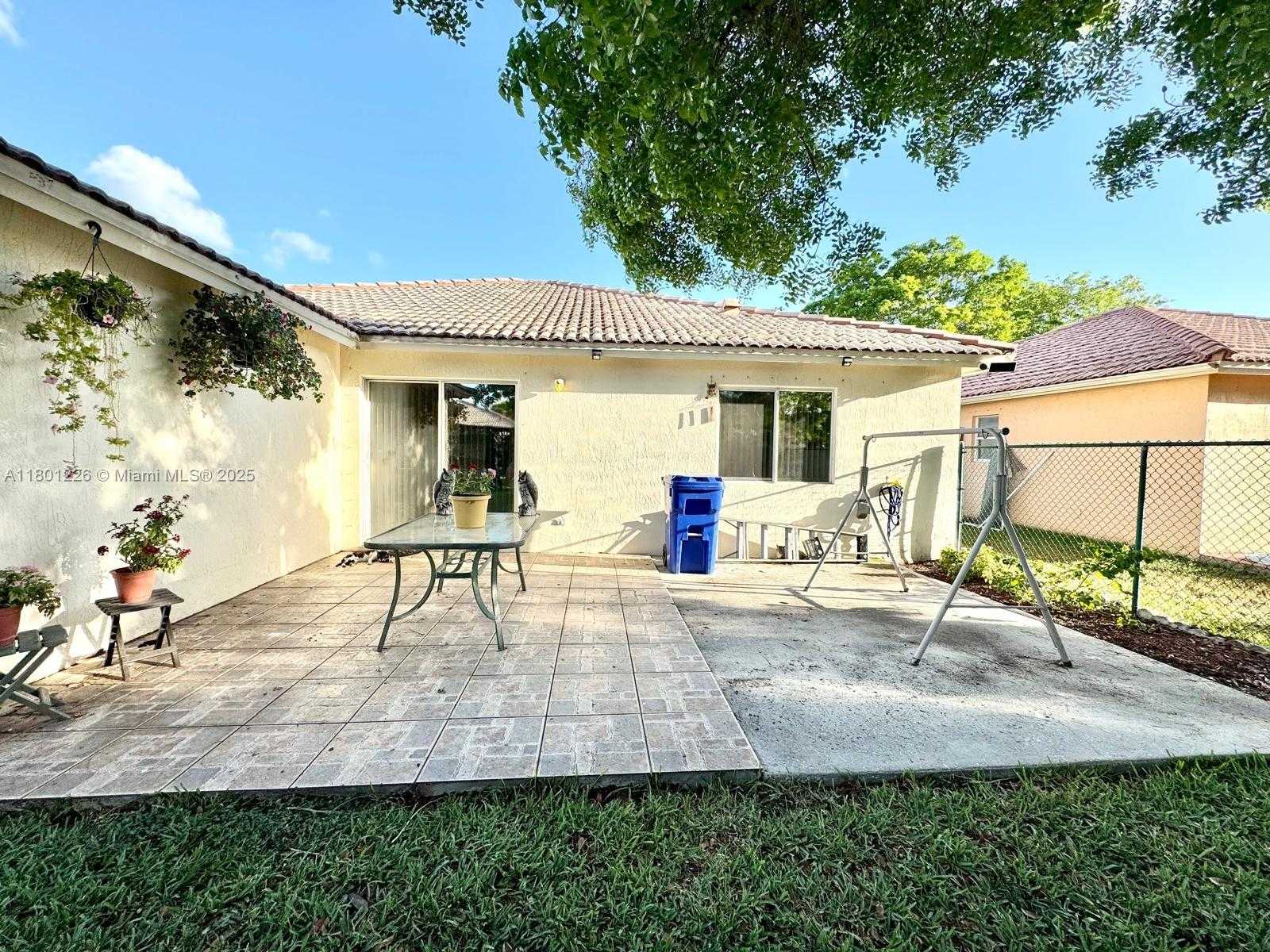 Small Image of 11431 SOUTH WEST 21ST ST, Miramar Number 25