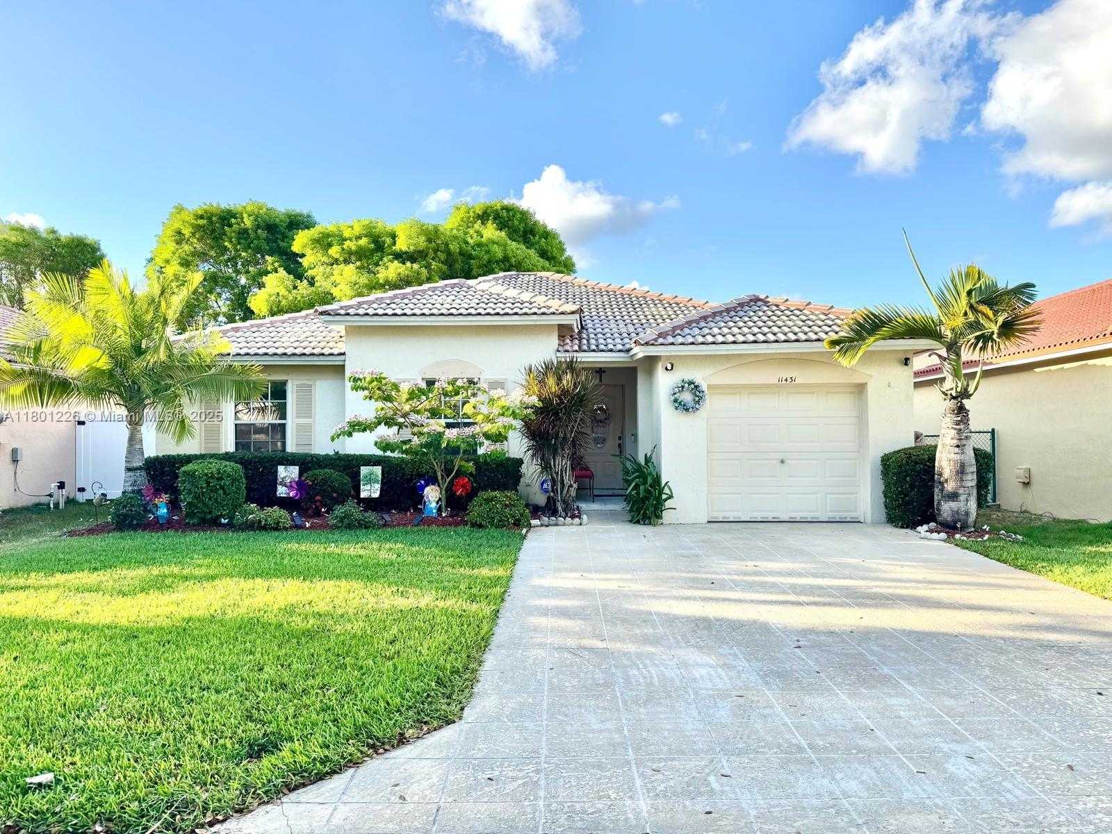 Small Image of 11431 SOUTH WEST 21ST ST, Miramar Number 3