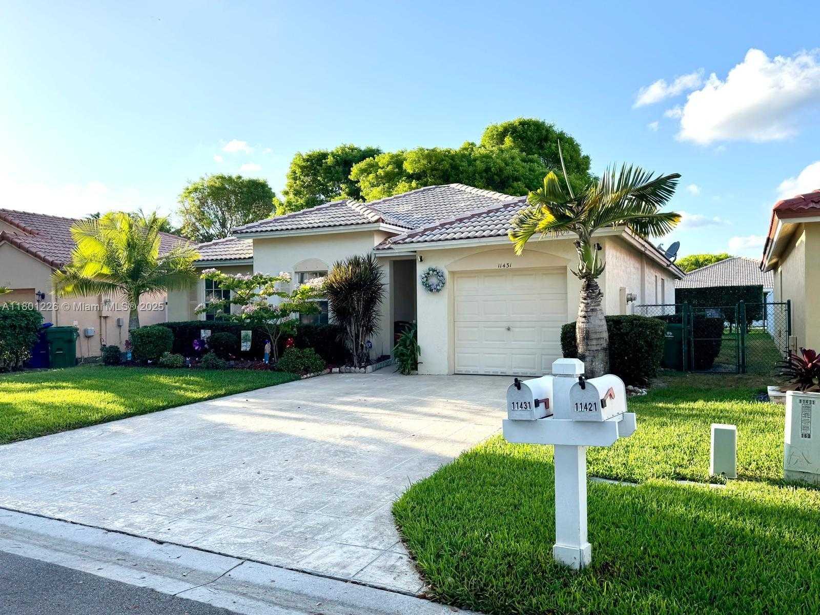 Small Image of 11431 SOUTH WEST 21ST ST, Miramar Number 4