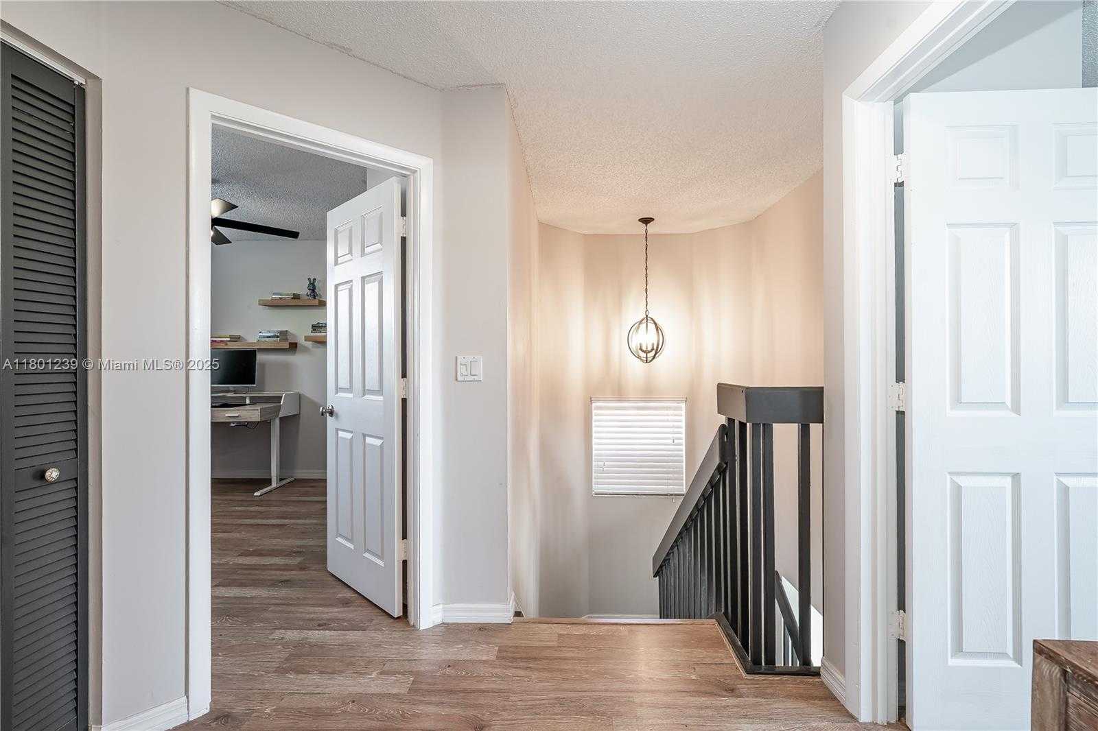 Small Image of 6284 DUVAL DR, Margate Number 10