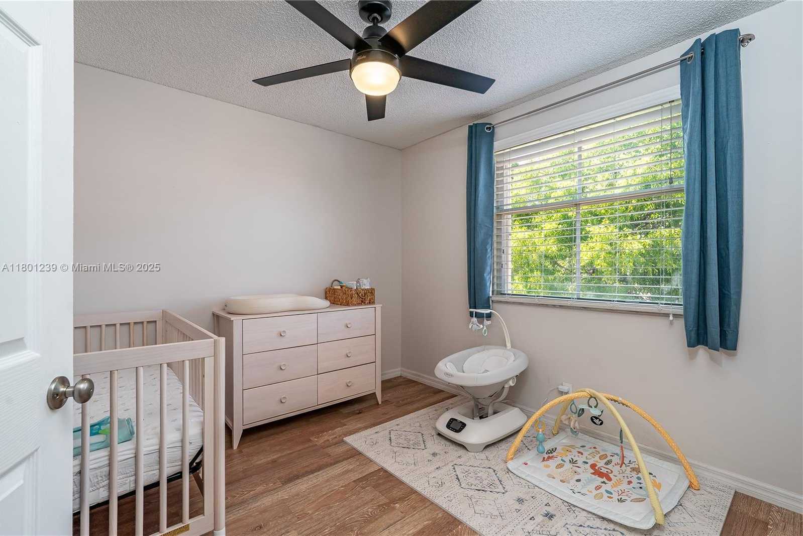 Small Image of 6284 DUVAL DR, Margate Number 14