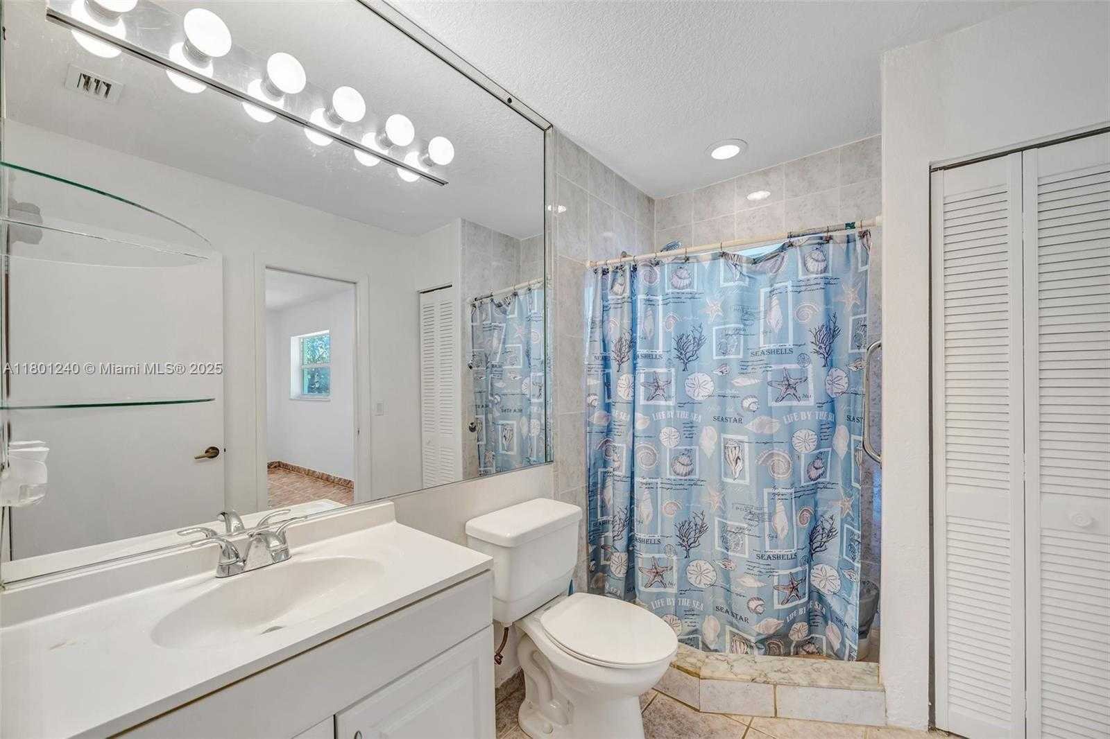 Small Image of 20707 SOUTH WEST 240TH ST, Homestead Number 15