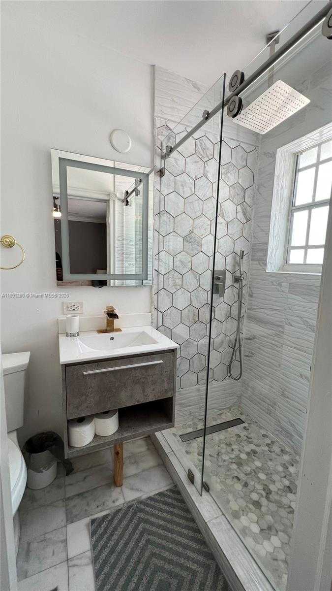 Small Image of 1401 NORTH EAST 14TH CT, Fort Lauderdale Number 20