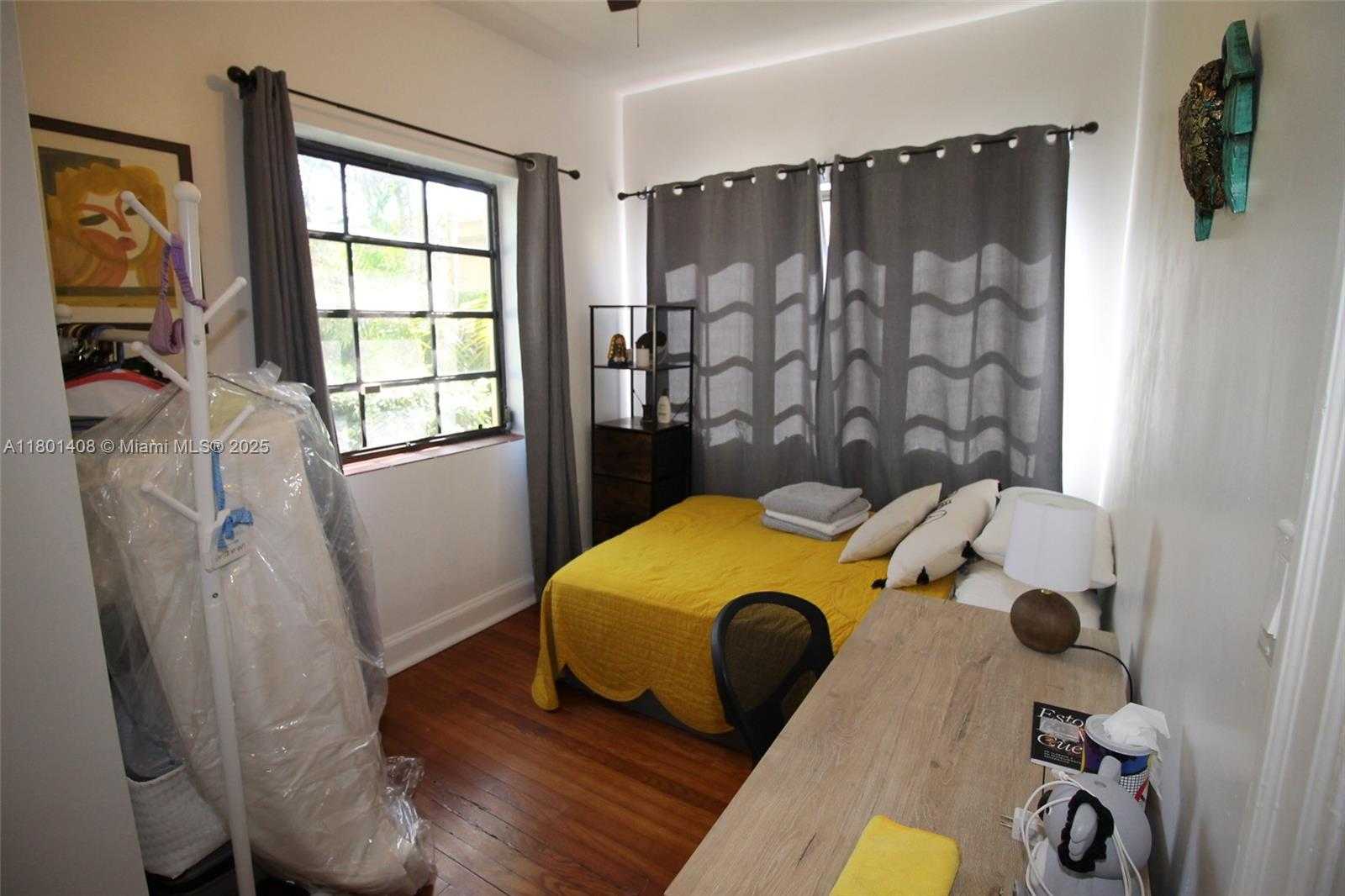 Small Image of 817 LORCA ST, Coral Gables Number 18