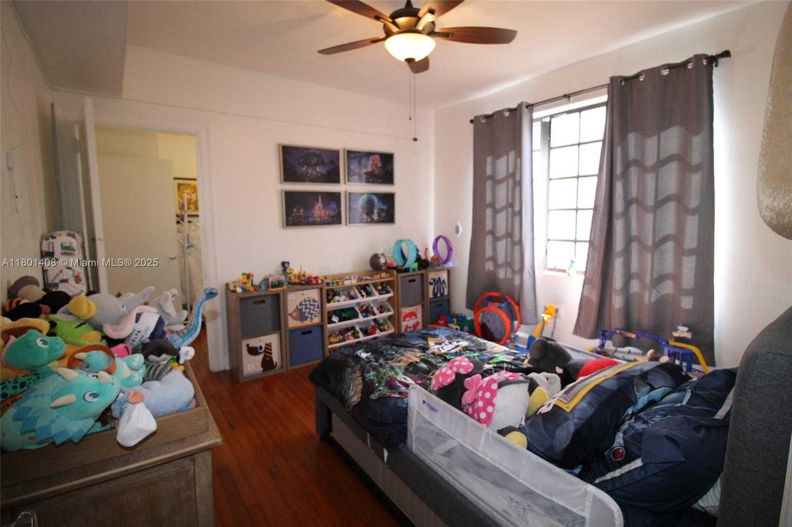 Small Image of 817 LORCA ST, Coral Gables Number 20